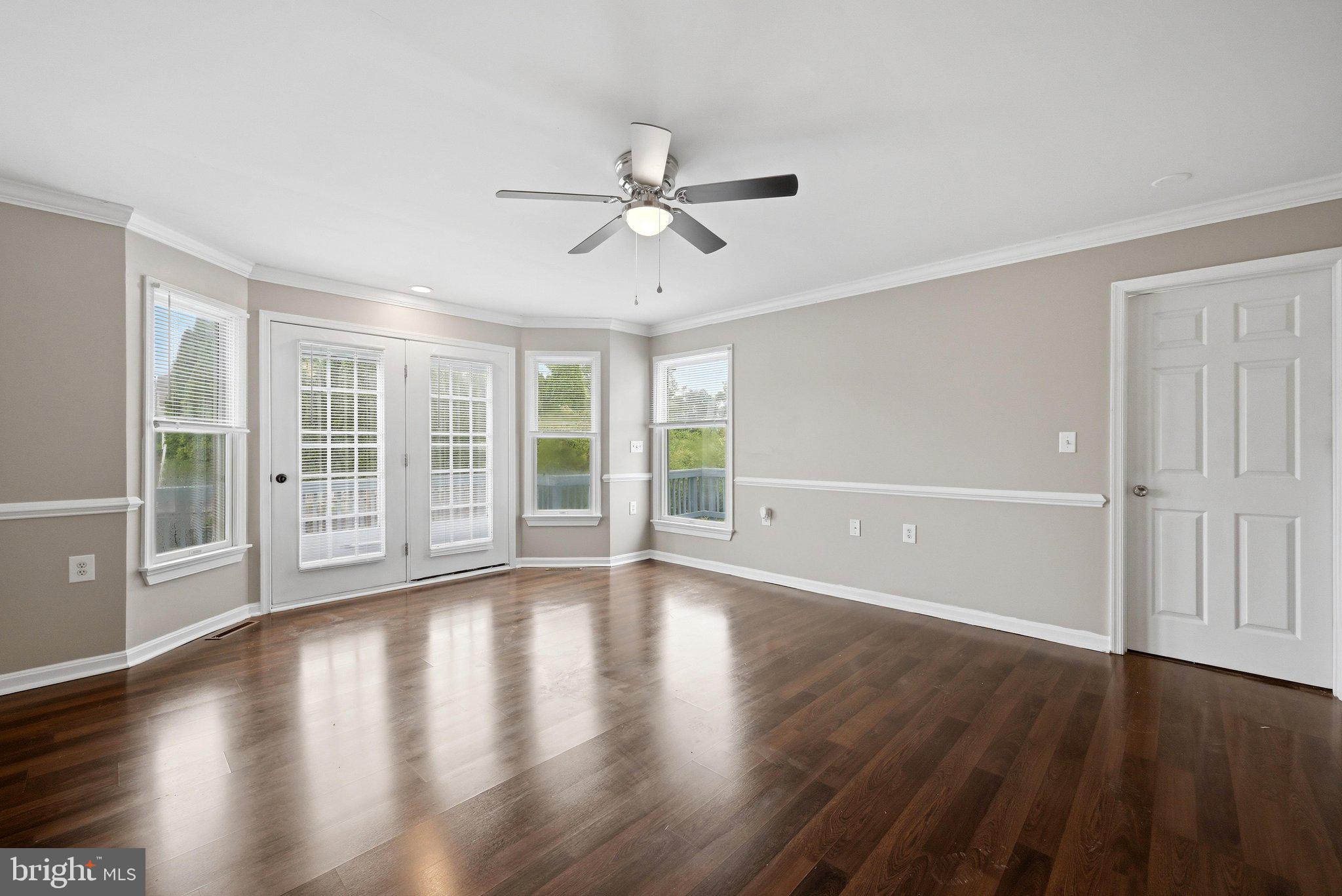 DOUGLAS OAKS - Residential