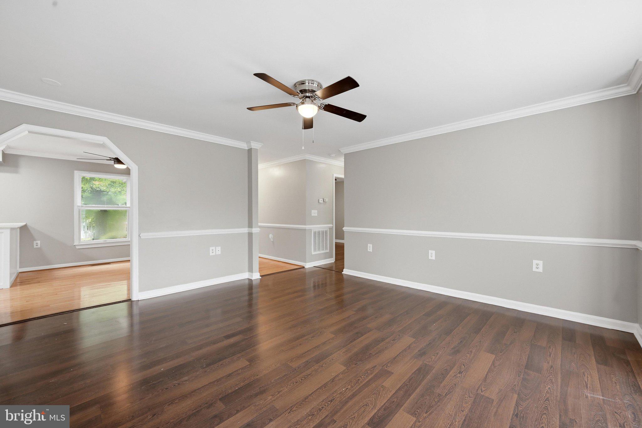 DOUGLAS OAKS - Residential