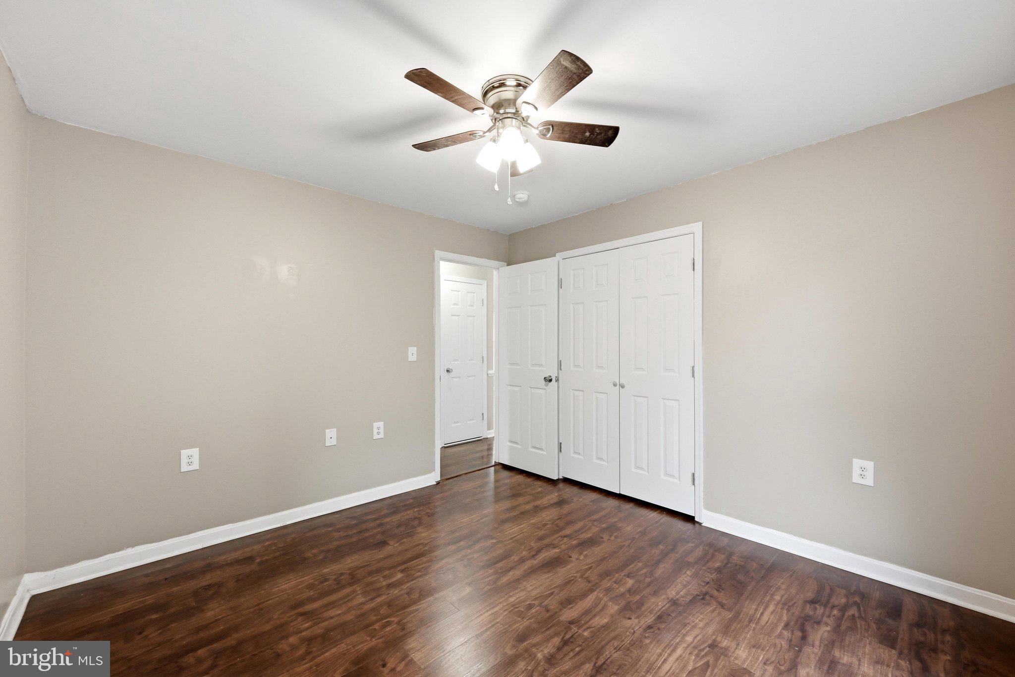 DOUGLAS OAKS - Residential