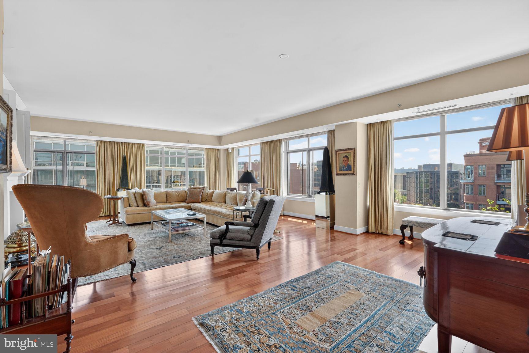 WEST END - Residential