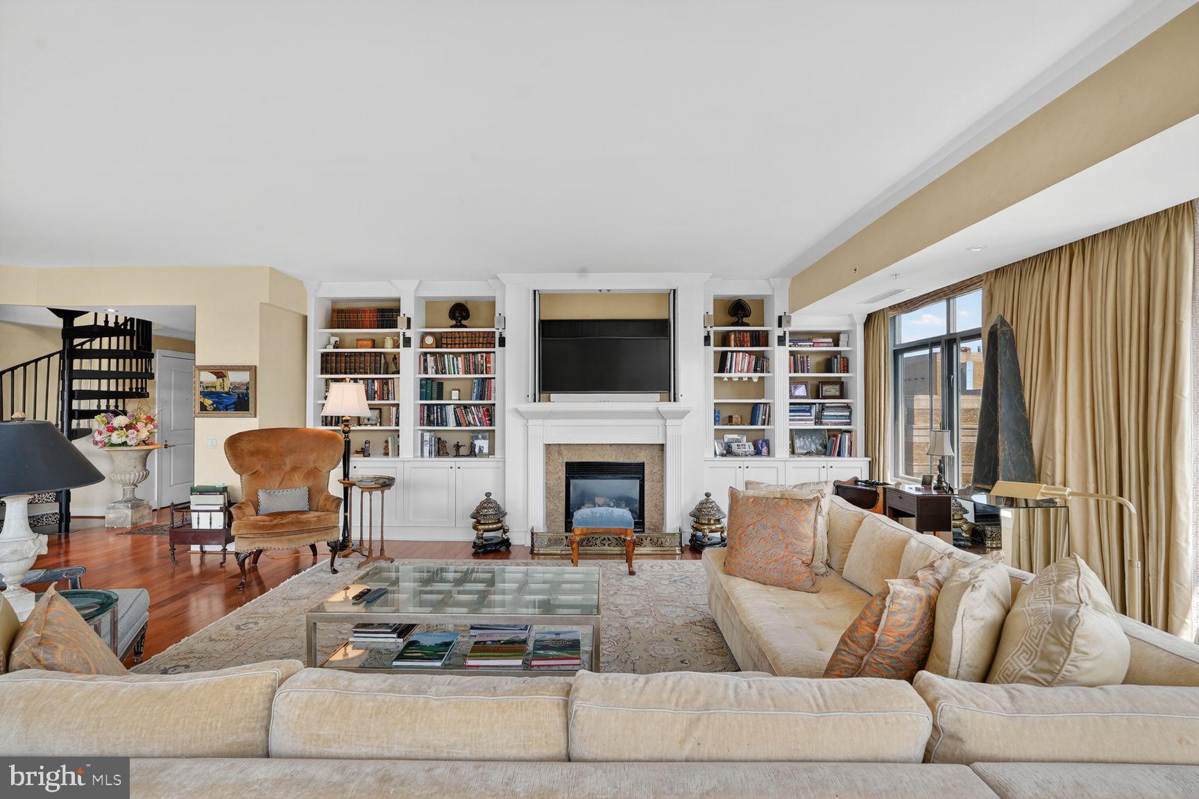 WEST END - Residential