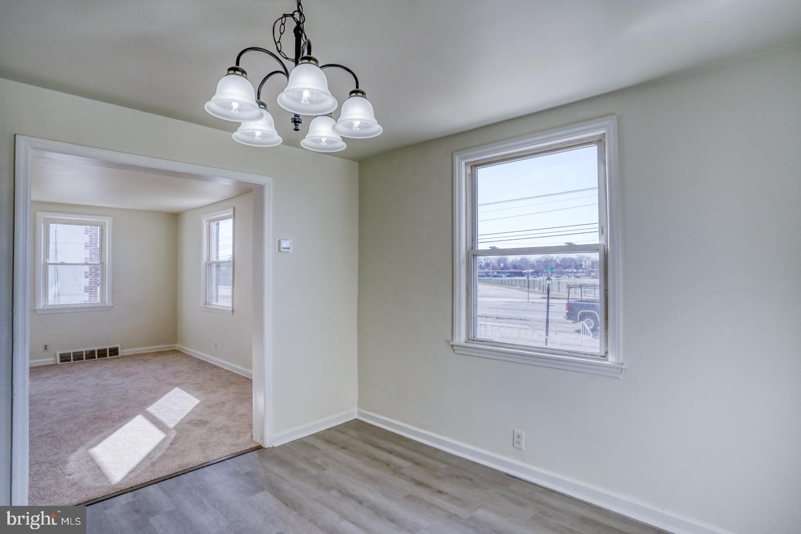 COLLINS PARK - Residential