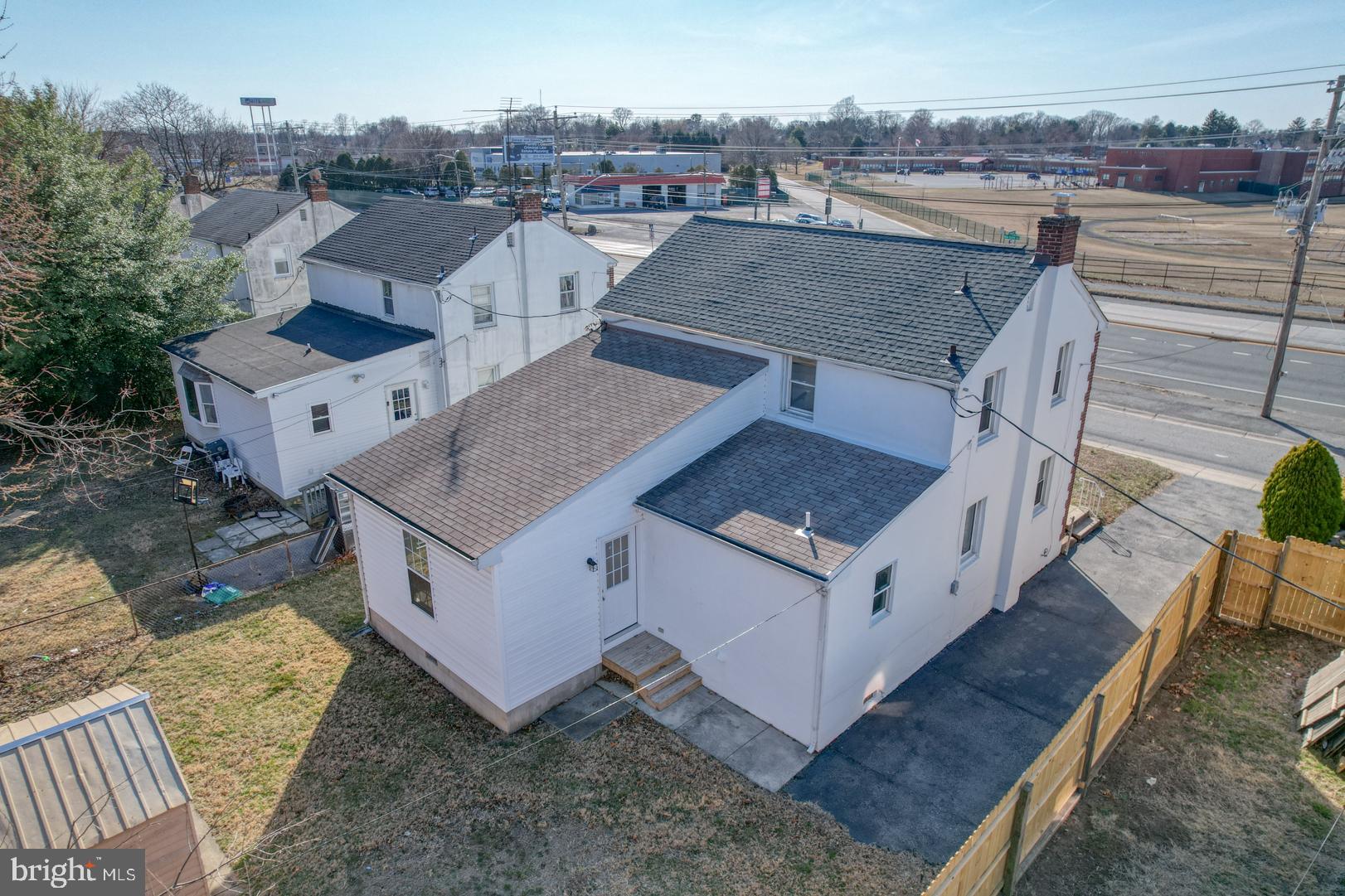 COLLINS PARK - Residential