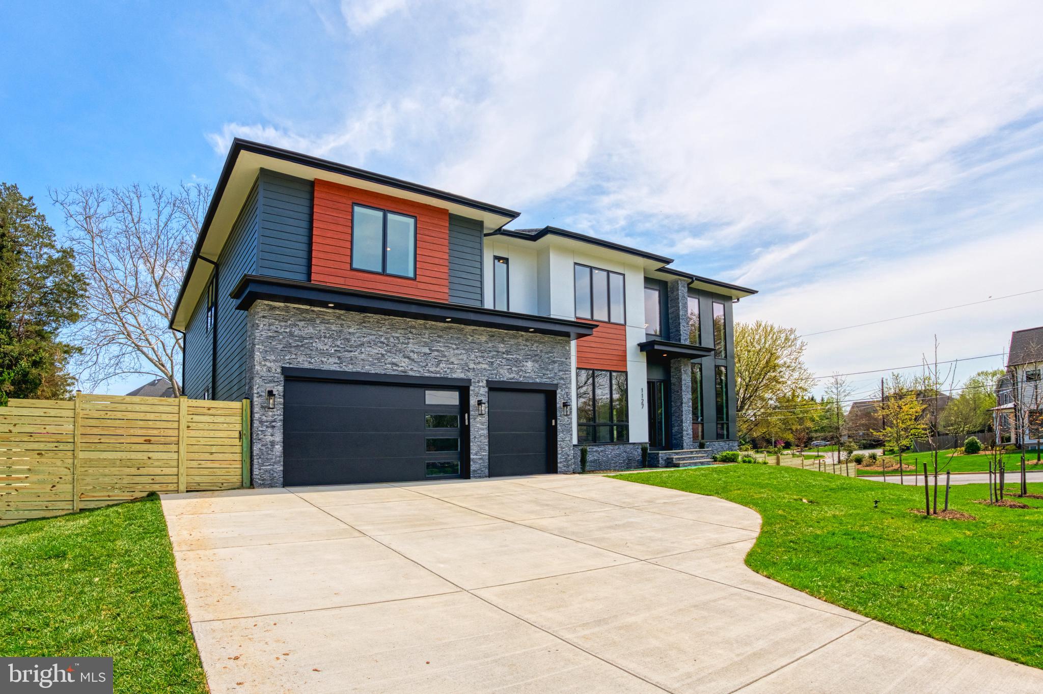 RUCKERS LANGLEY - Residential