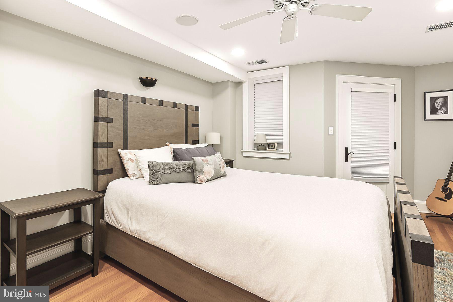 DUPONT CIRCLE - Residential