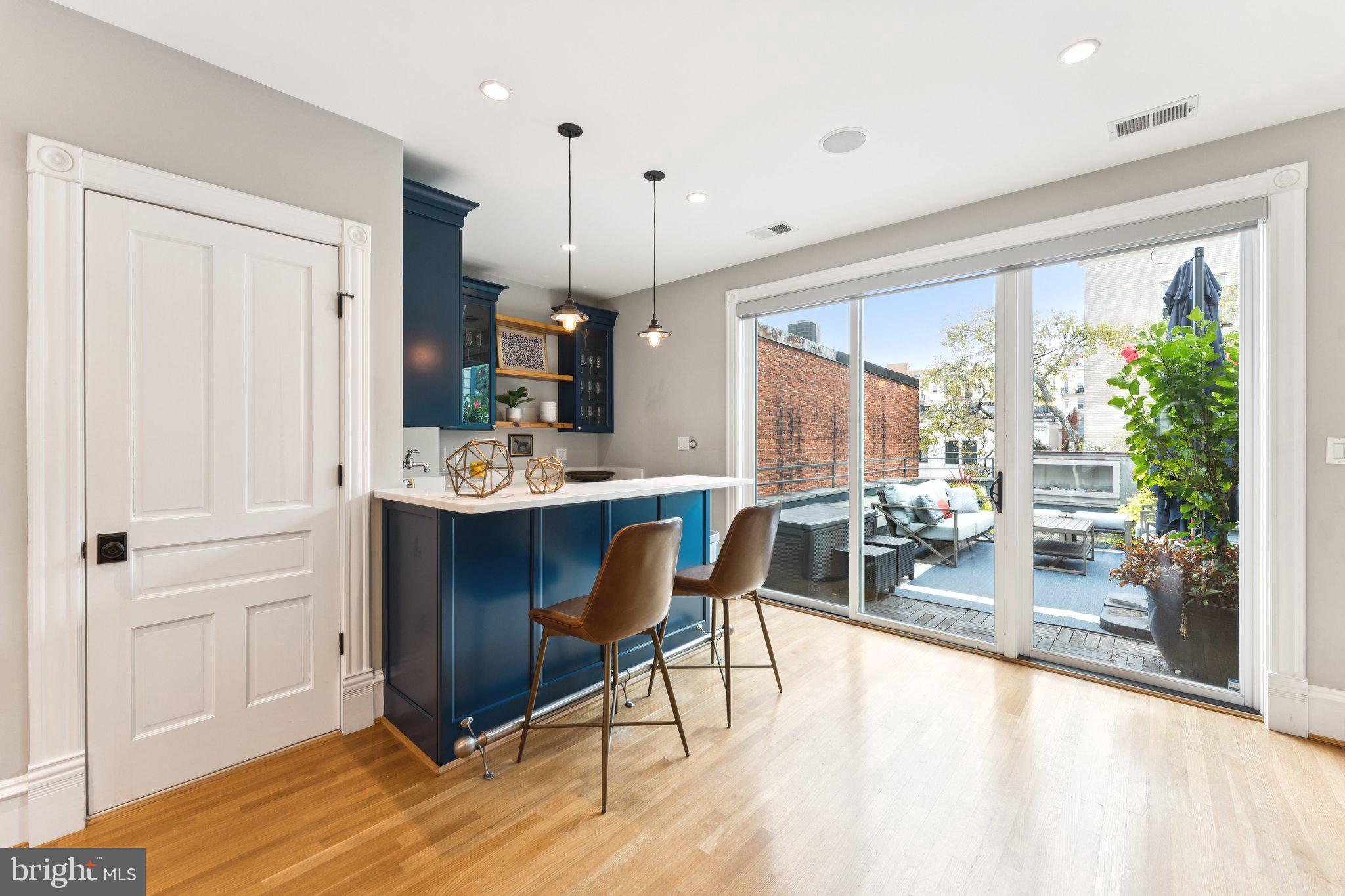 DUPONT CIRCLE - Residential