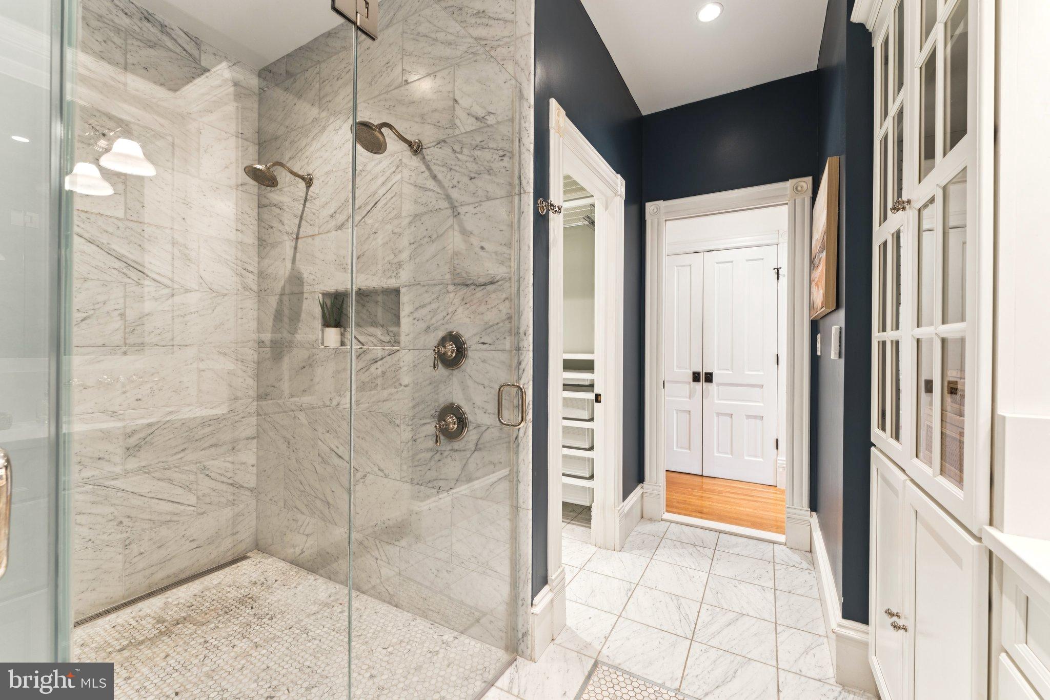DUPONT CIRCLE - Residential