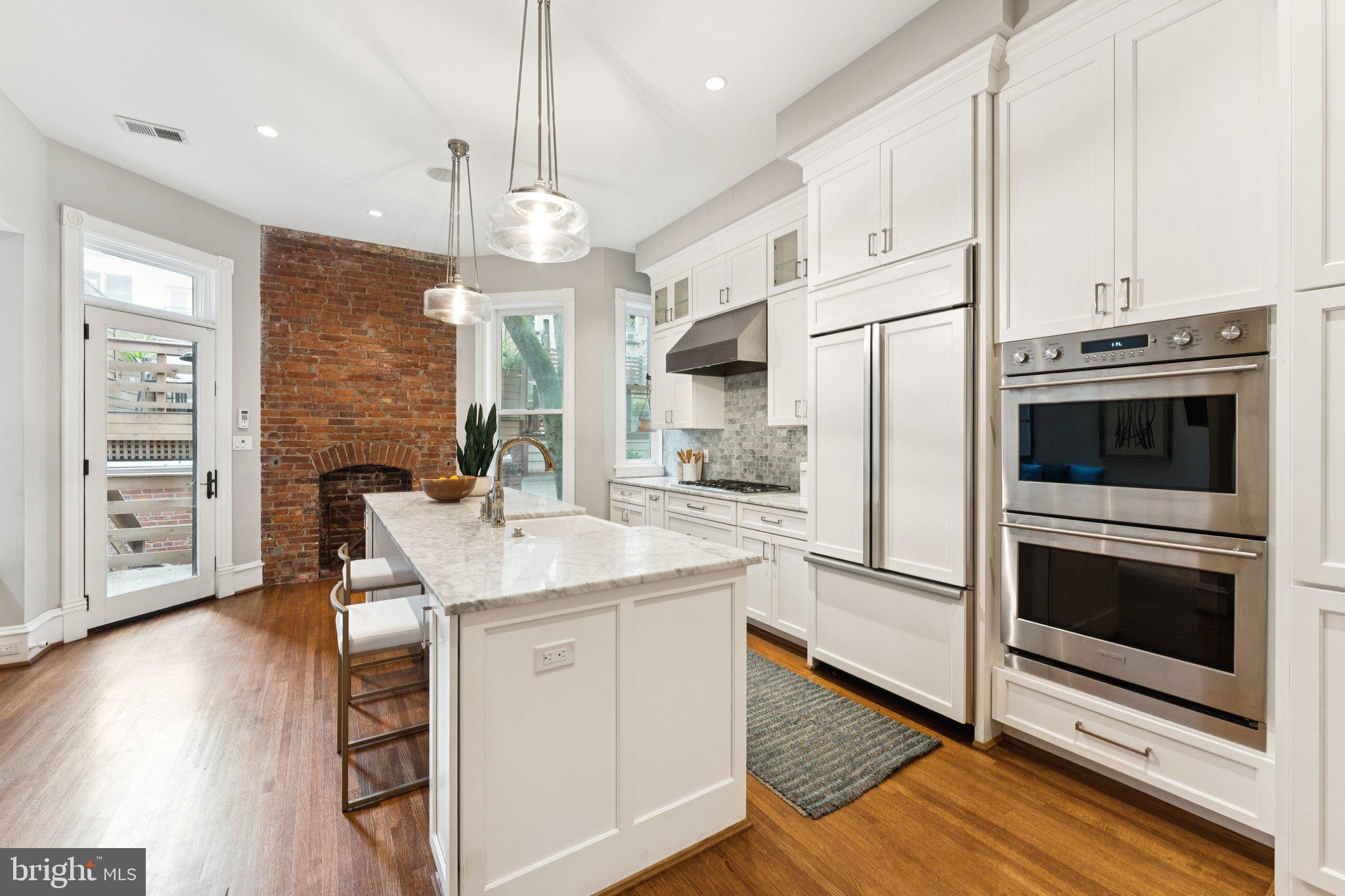 DUPONT CIRCLE - Residential