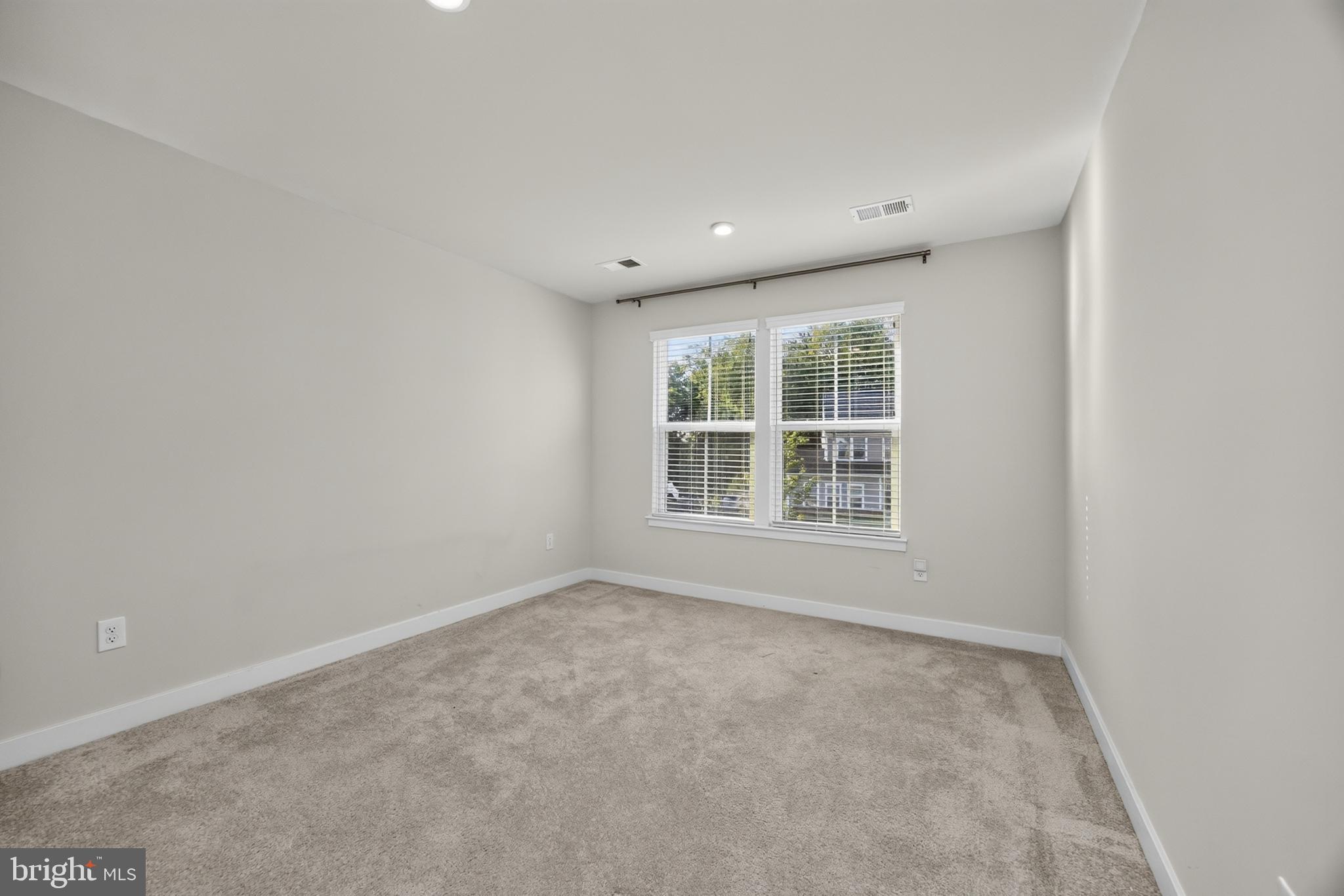 LONGWOOD PRESERVE - Residential