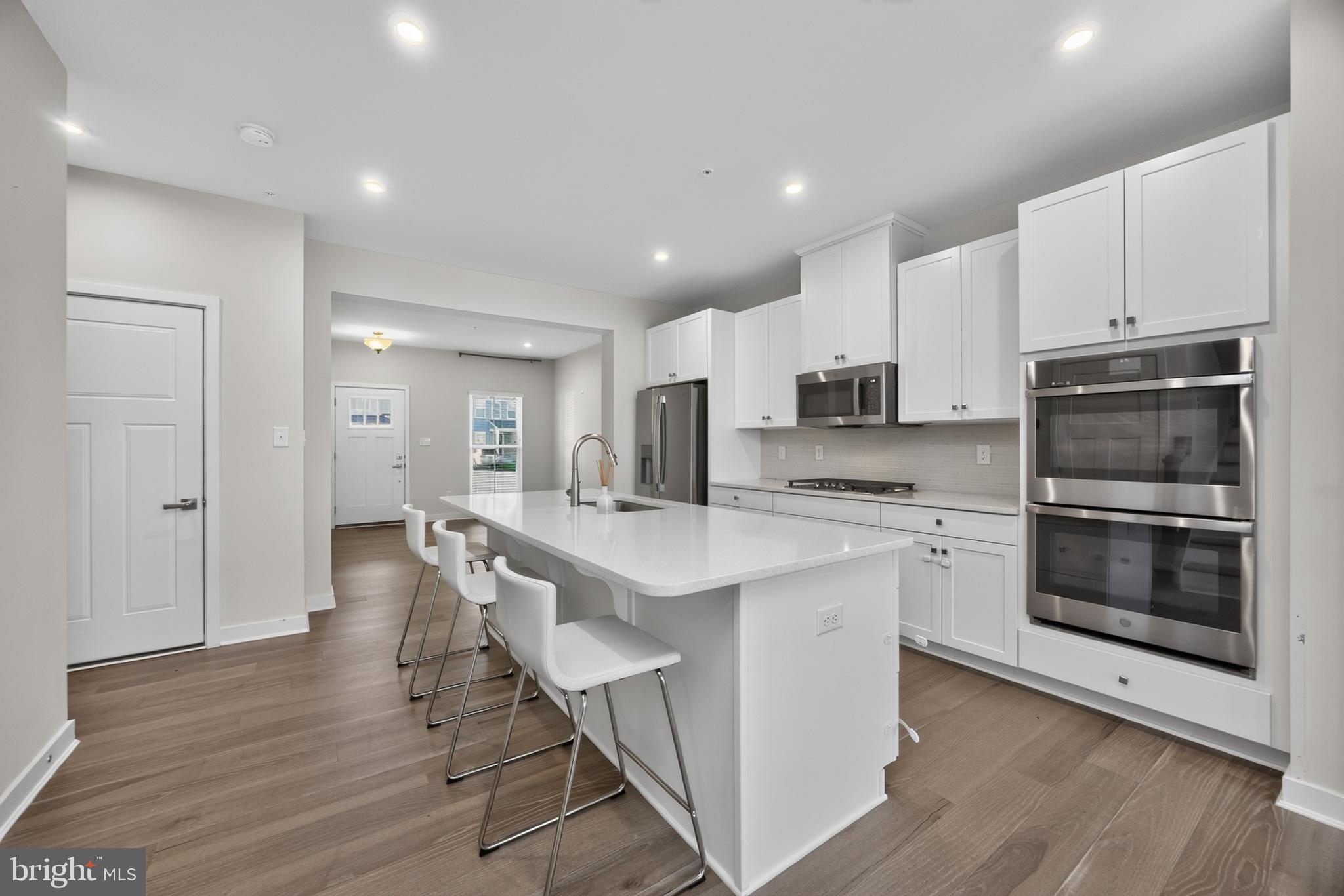 LONGWOOD PRESERVE - Residential