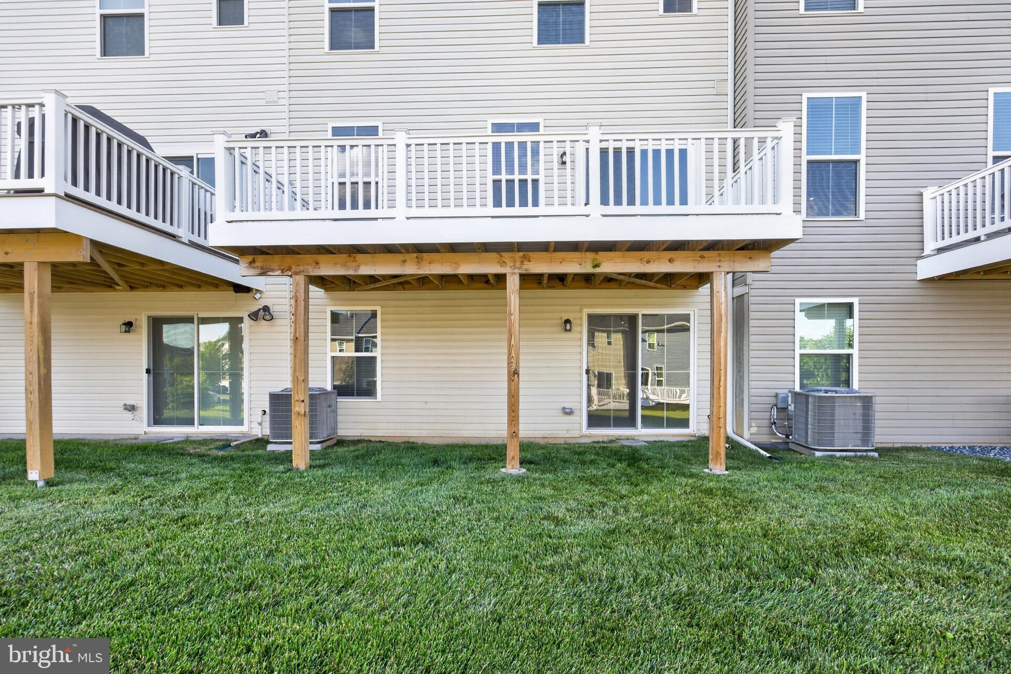 LONGWOOD PRESERVE - Residential