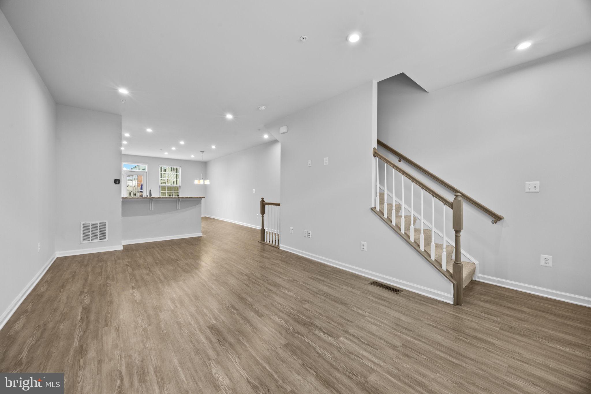 OLDHAM CROSSING - Residential