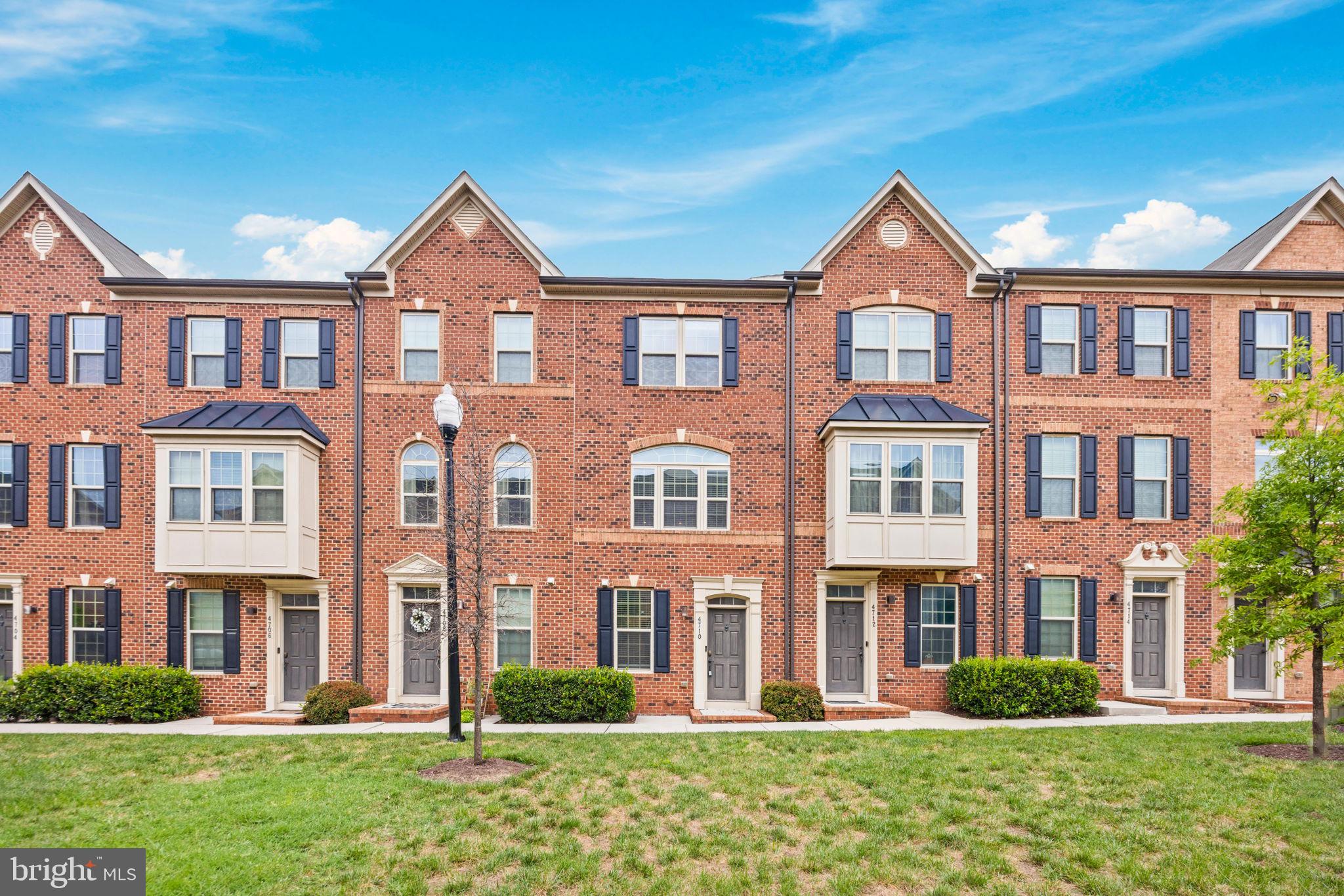 OLDHAM CROSSING - Residential