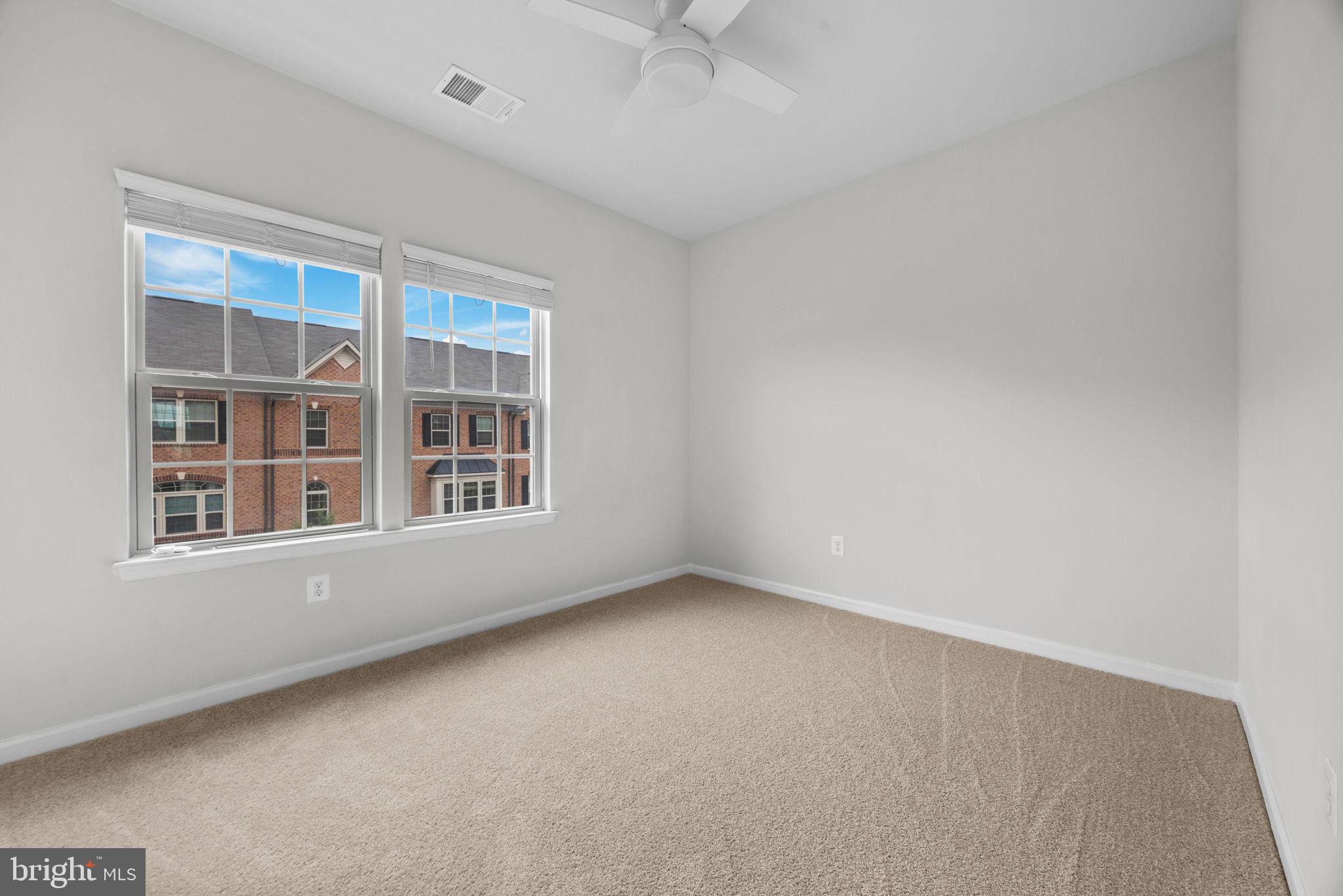 OLDHAM CROSSING - Residential