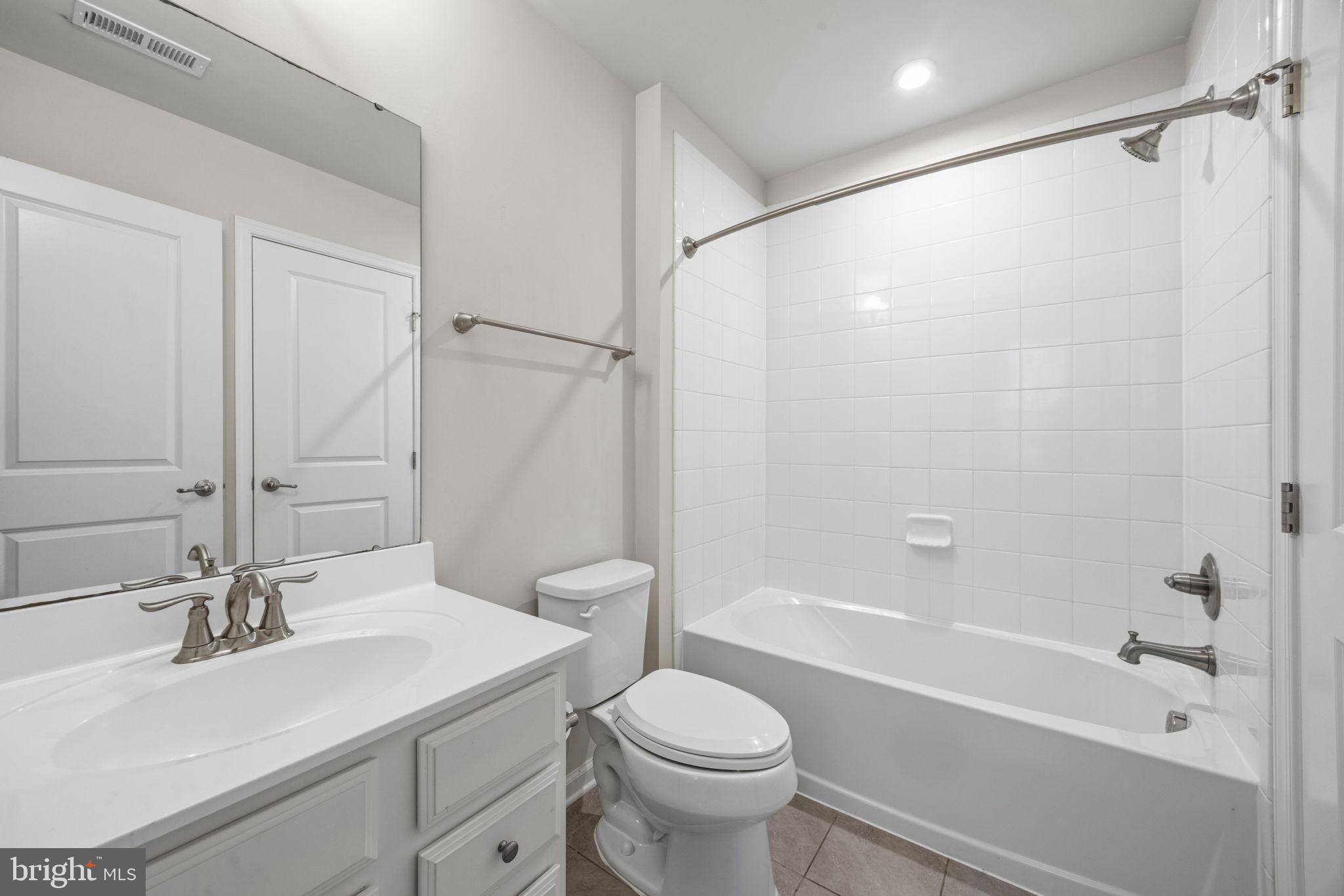 OLDHAM CROSSING - Residential