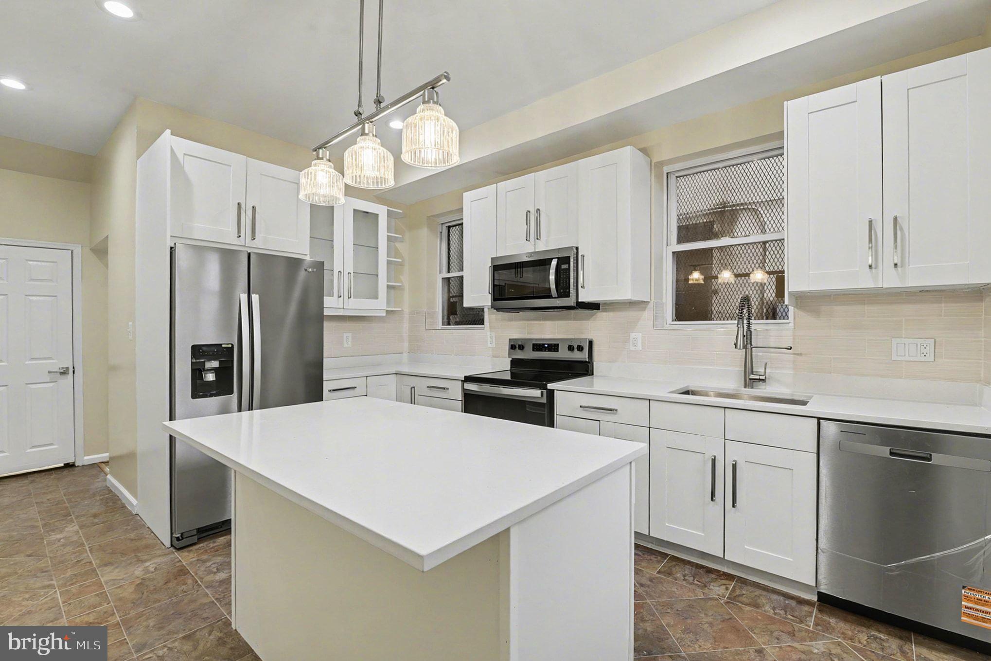 JOHNSTON SQUARE - Residential