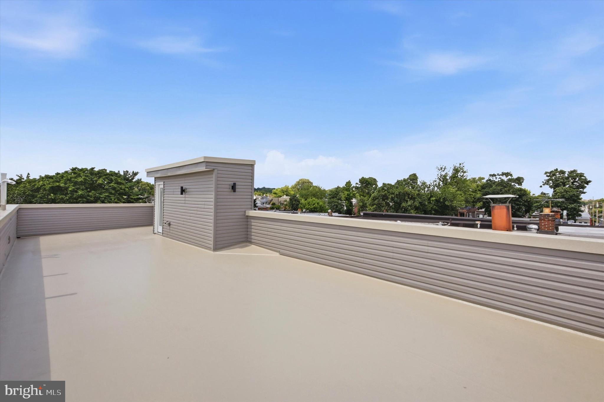 GERMANTOWN (EAST) - Residential