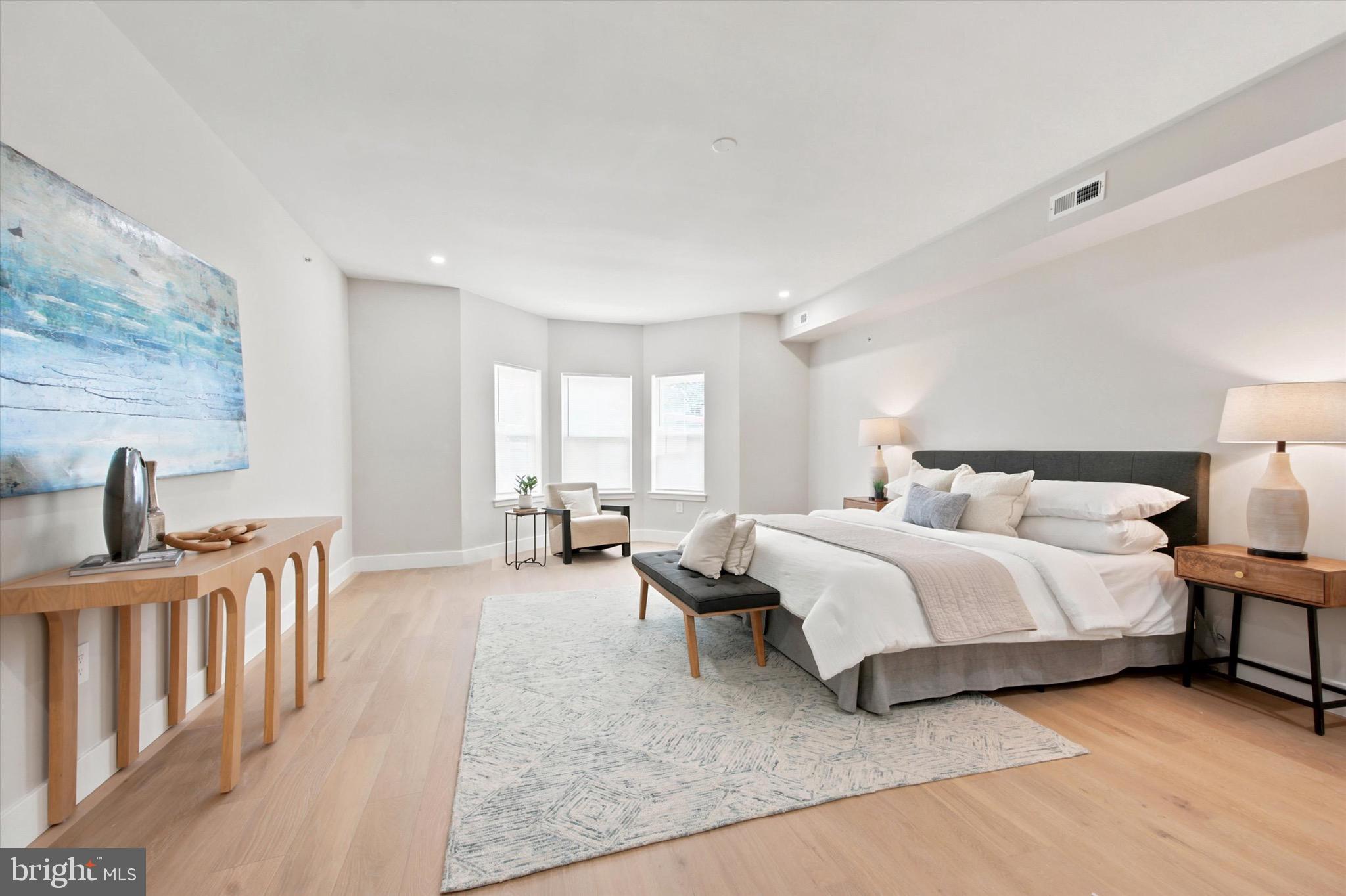 GERMANTOWN (EAST) - Residential