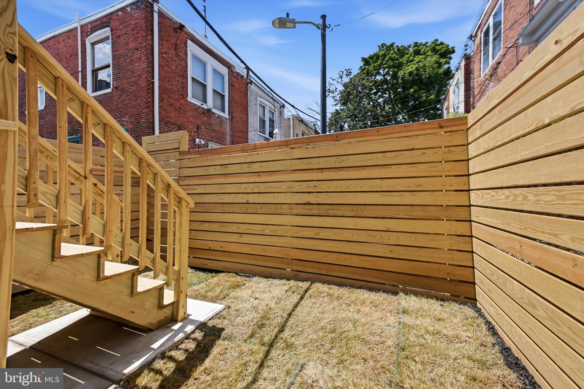 GERMANTOWN (EAST) - Residential