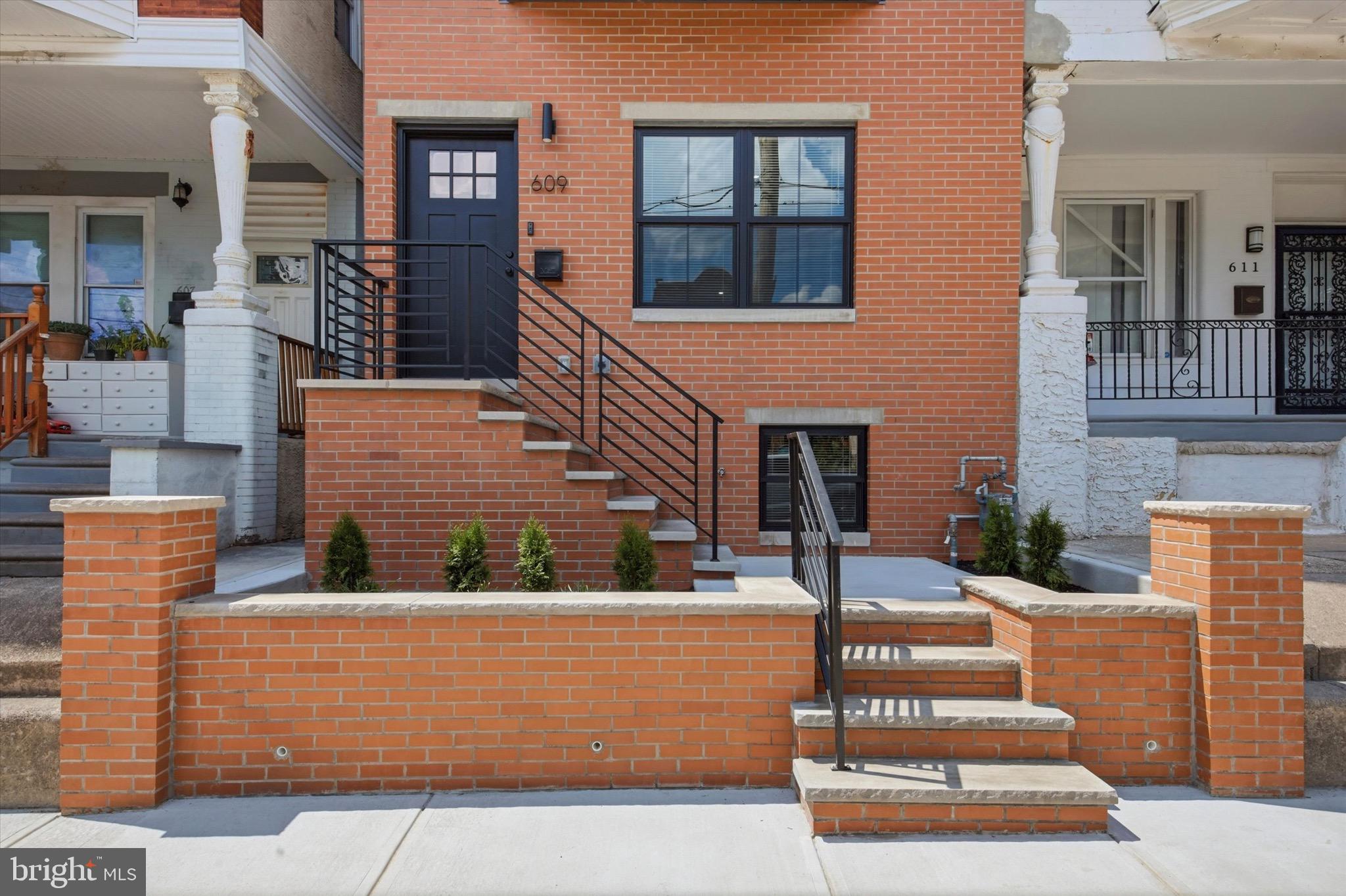 GERMANTOWN (EAST) - Residential