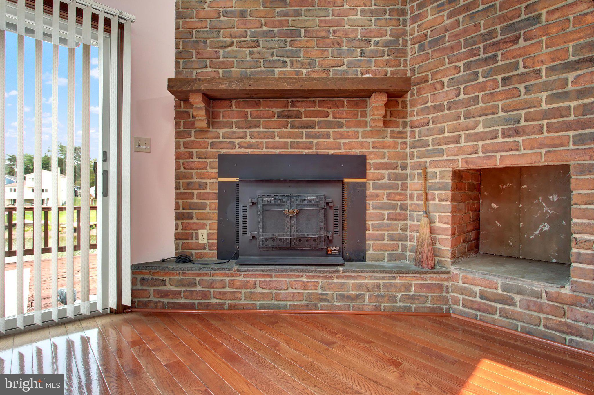 LAKE HERITAGE - Residential
