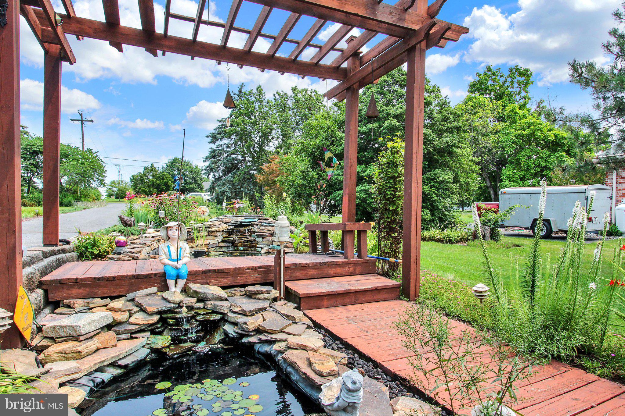 LAKE HERITAGE - Residential