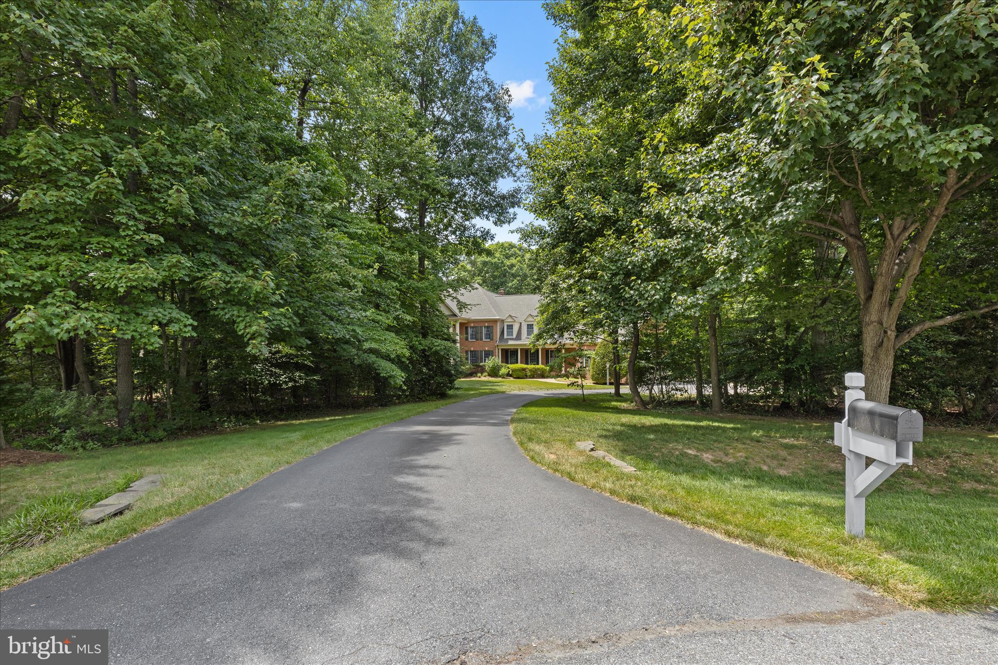 WINDSOR RIDGE - Residential