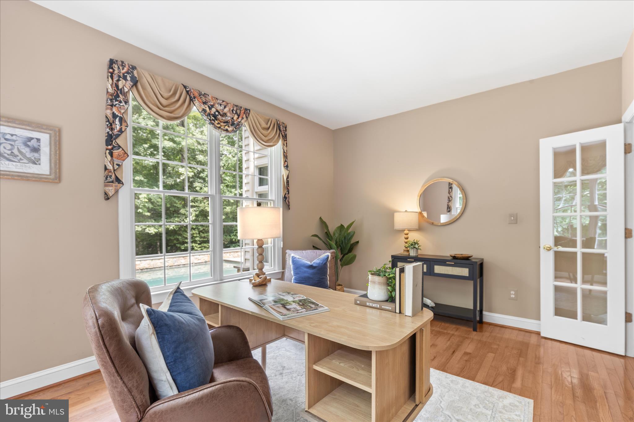 WINDSOR RIDGE - Residential