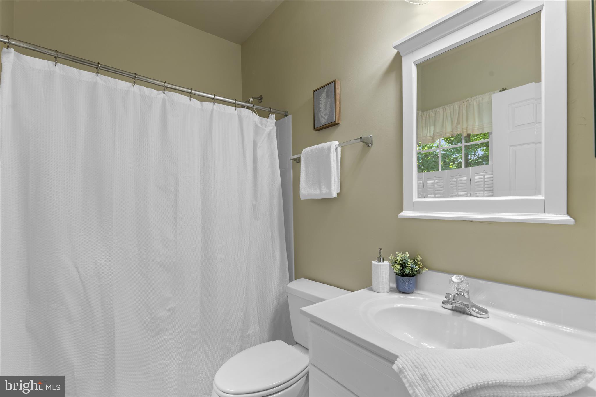 WINDSOR RIDGE - Residential