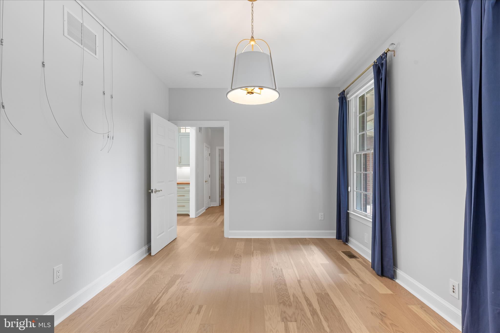WINDSOR RIDGE - Residential