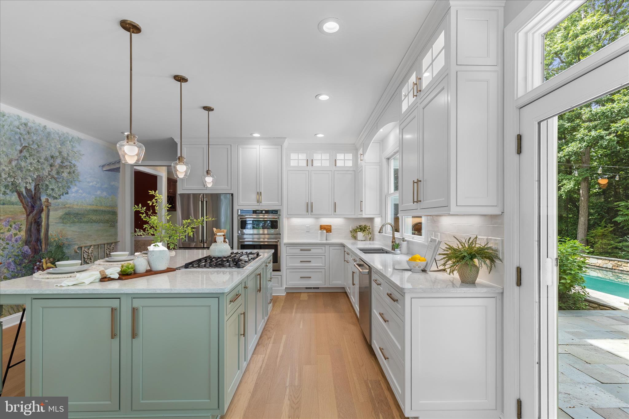 WINDSOR RIDGE - Residential