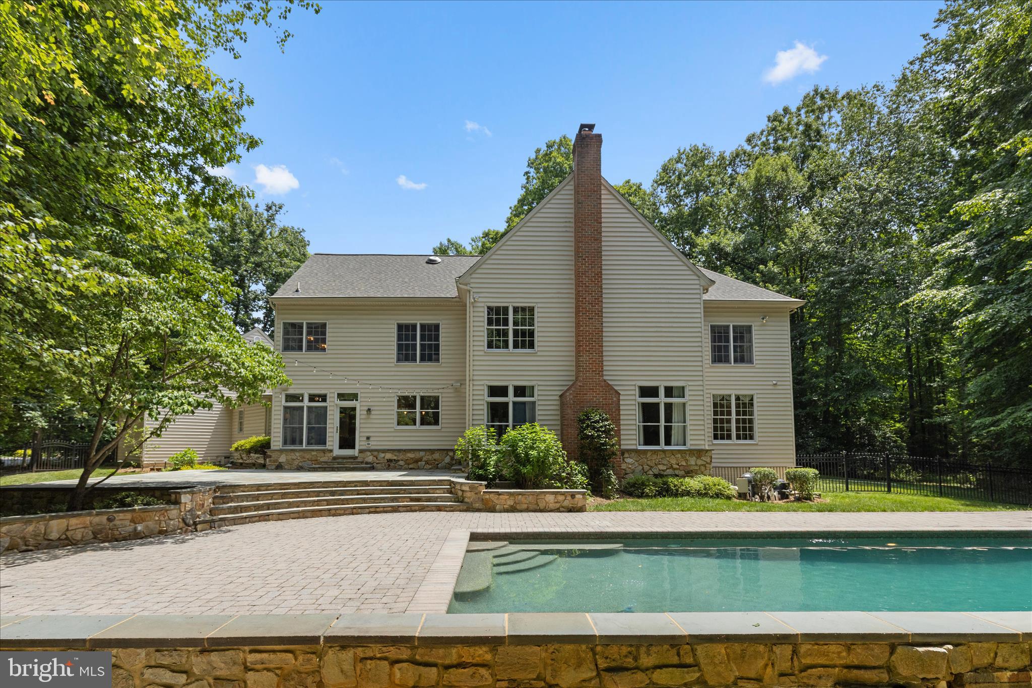 WINDSOR RIDGE - Residential