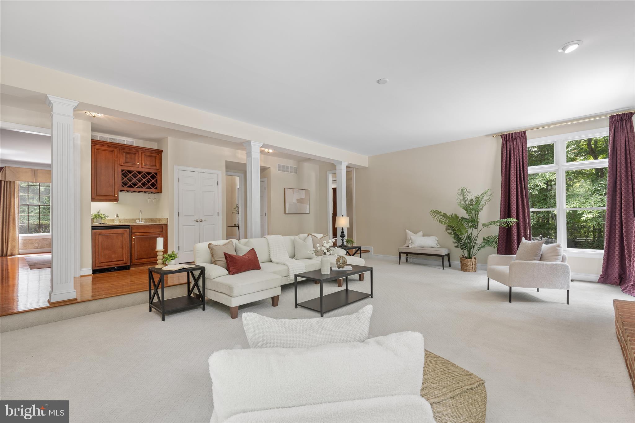 WINDSOR RIDGE - Residential