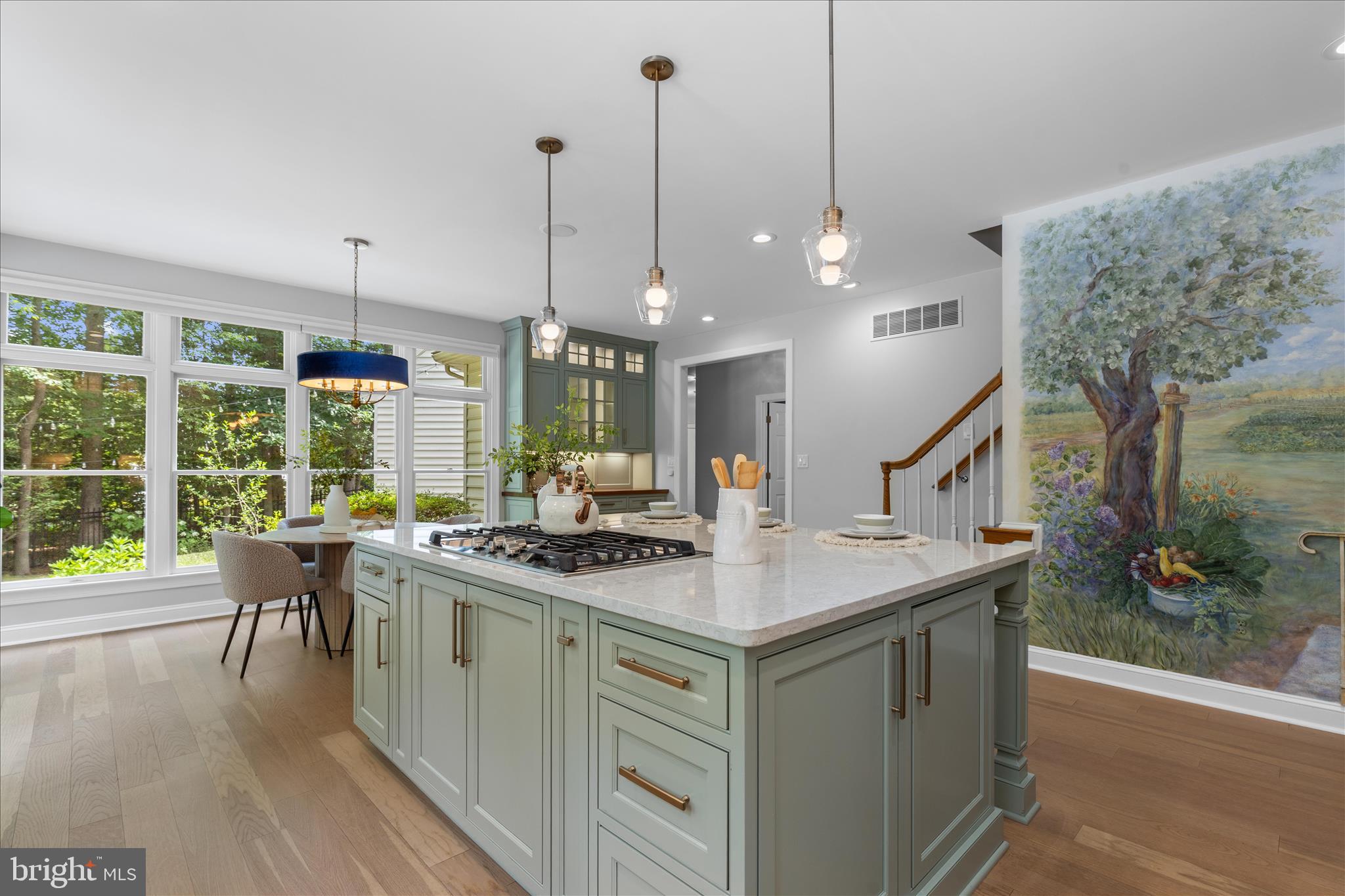 WINDSOR RIDGE - Residential