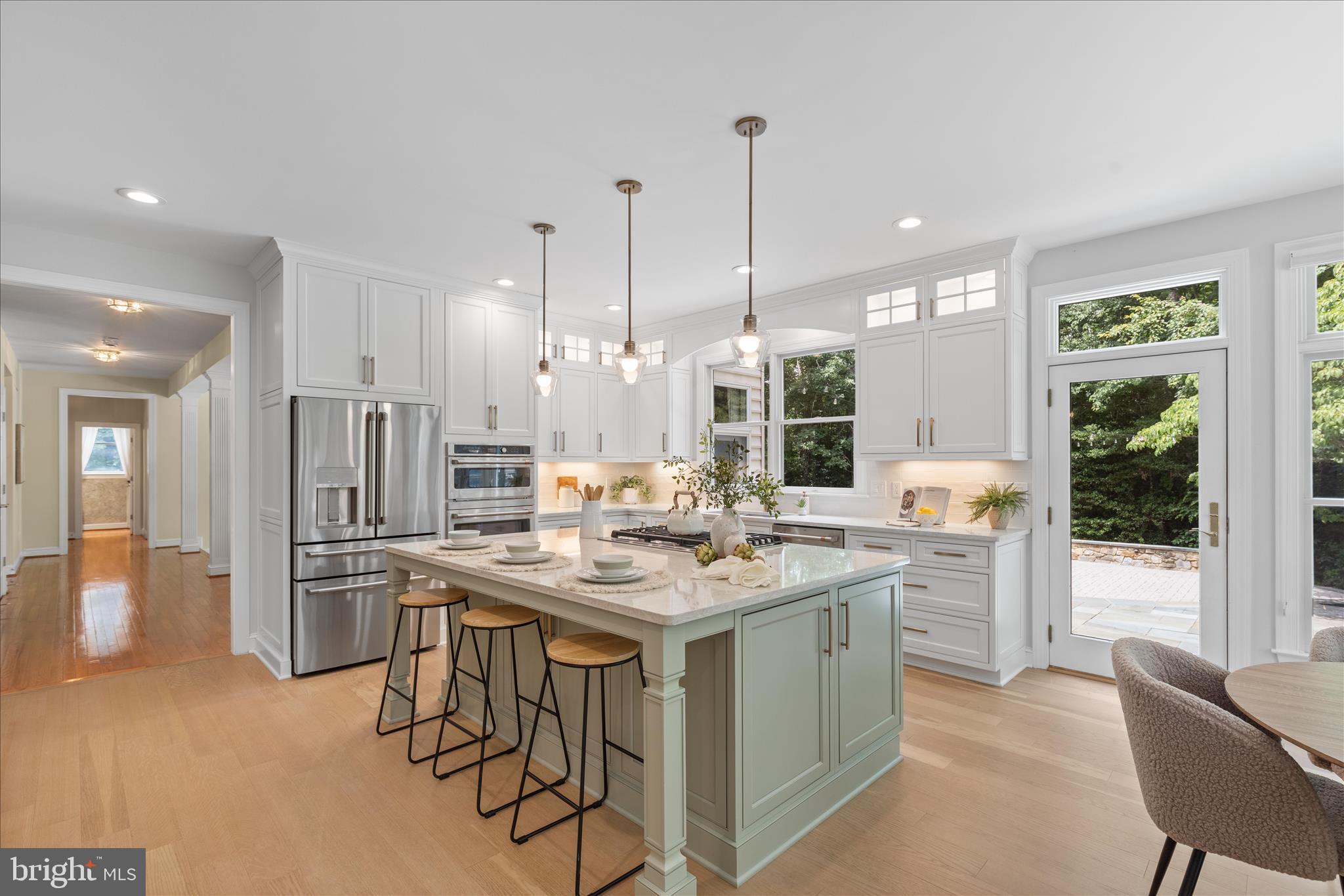 WINDSOR RIDGE - Residential