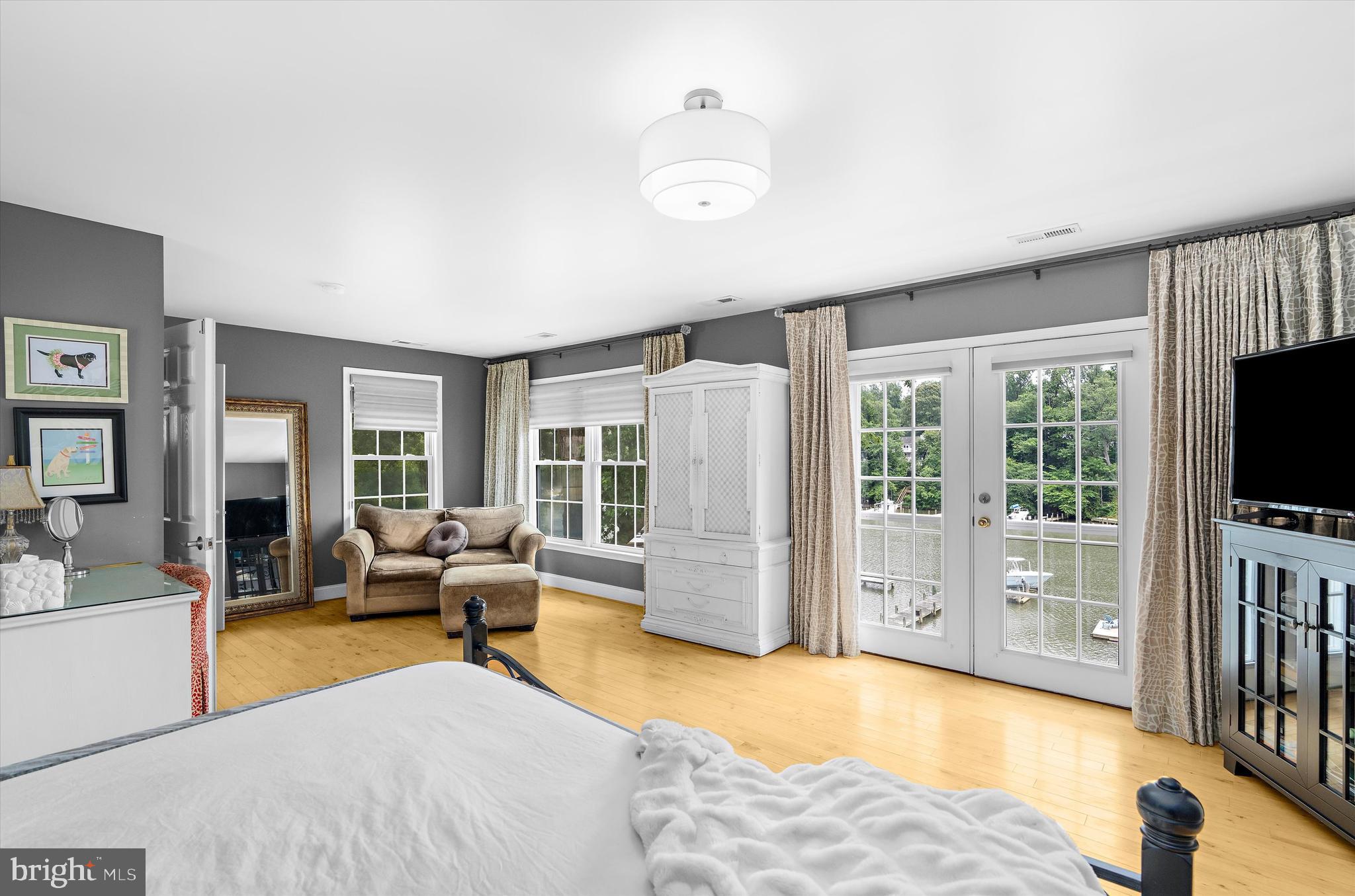 SHORE ACRES - Residential