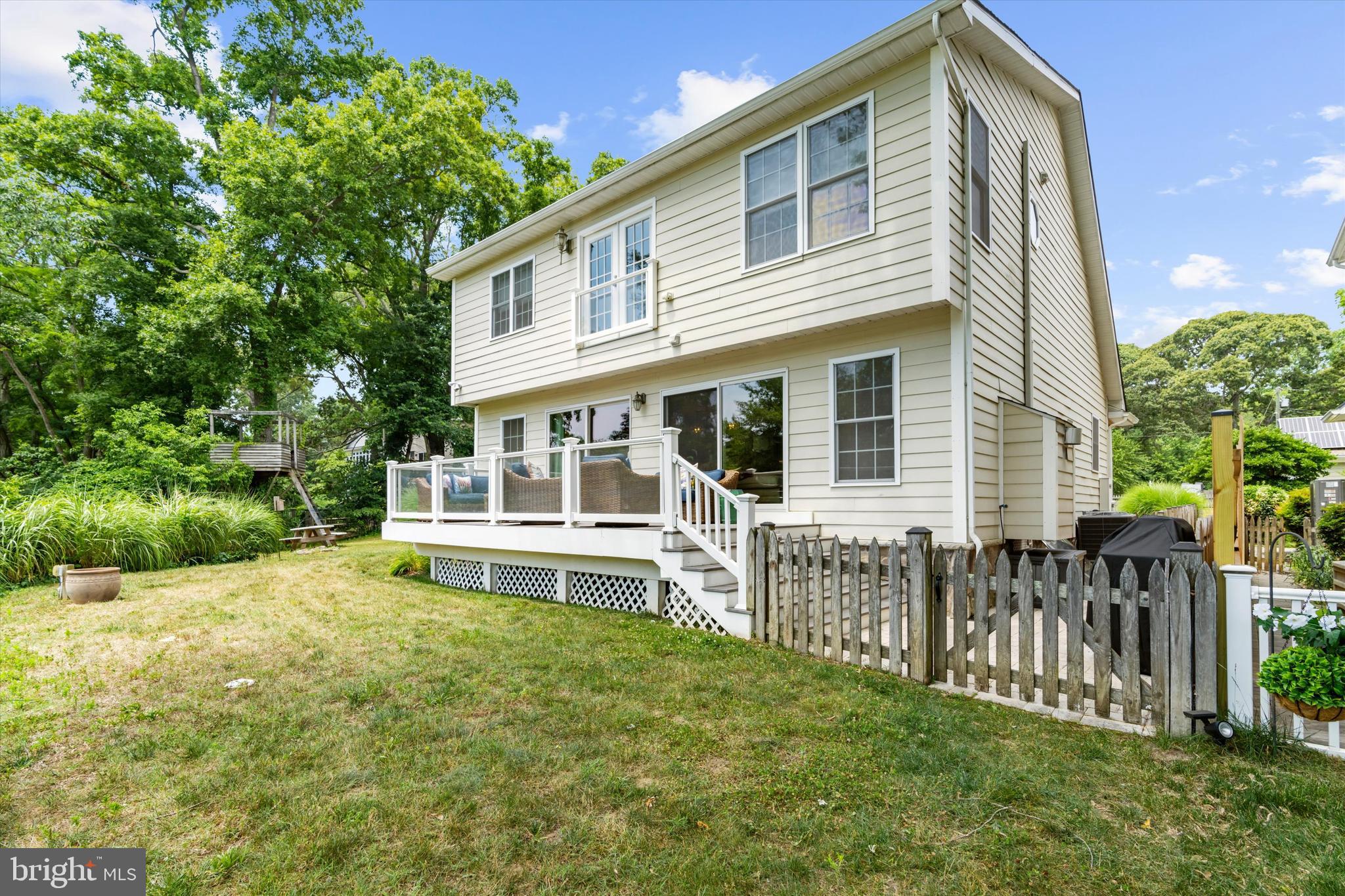 SHORE ACRES - Residential