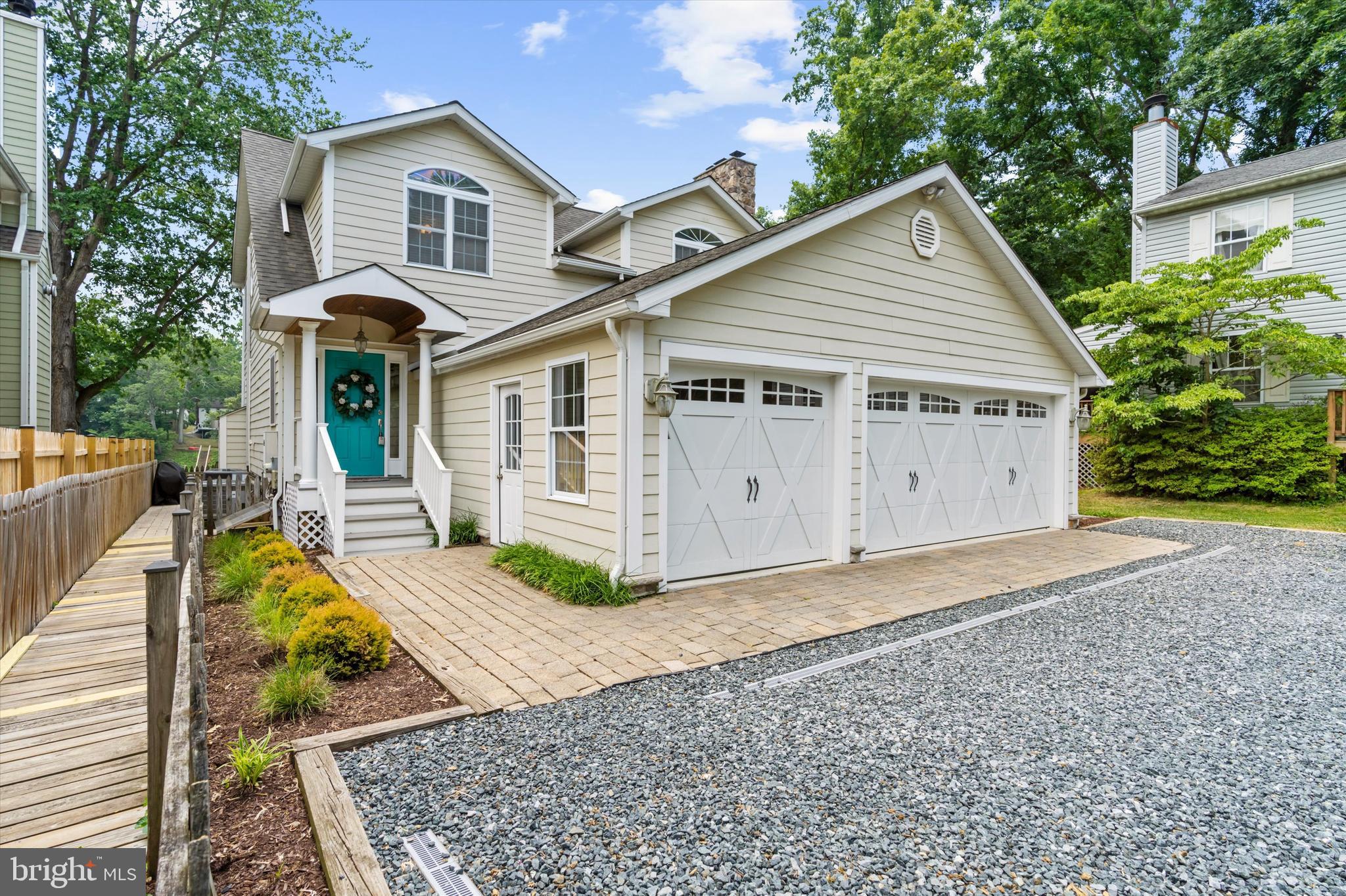 SHORE ACRES - Residential