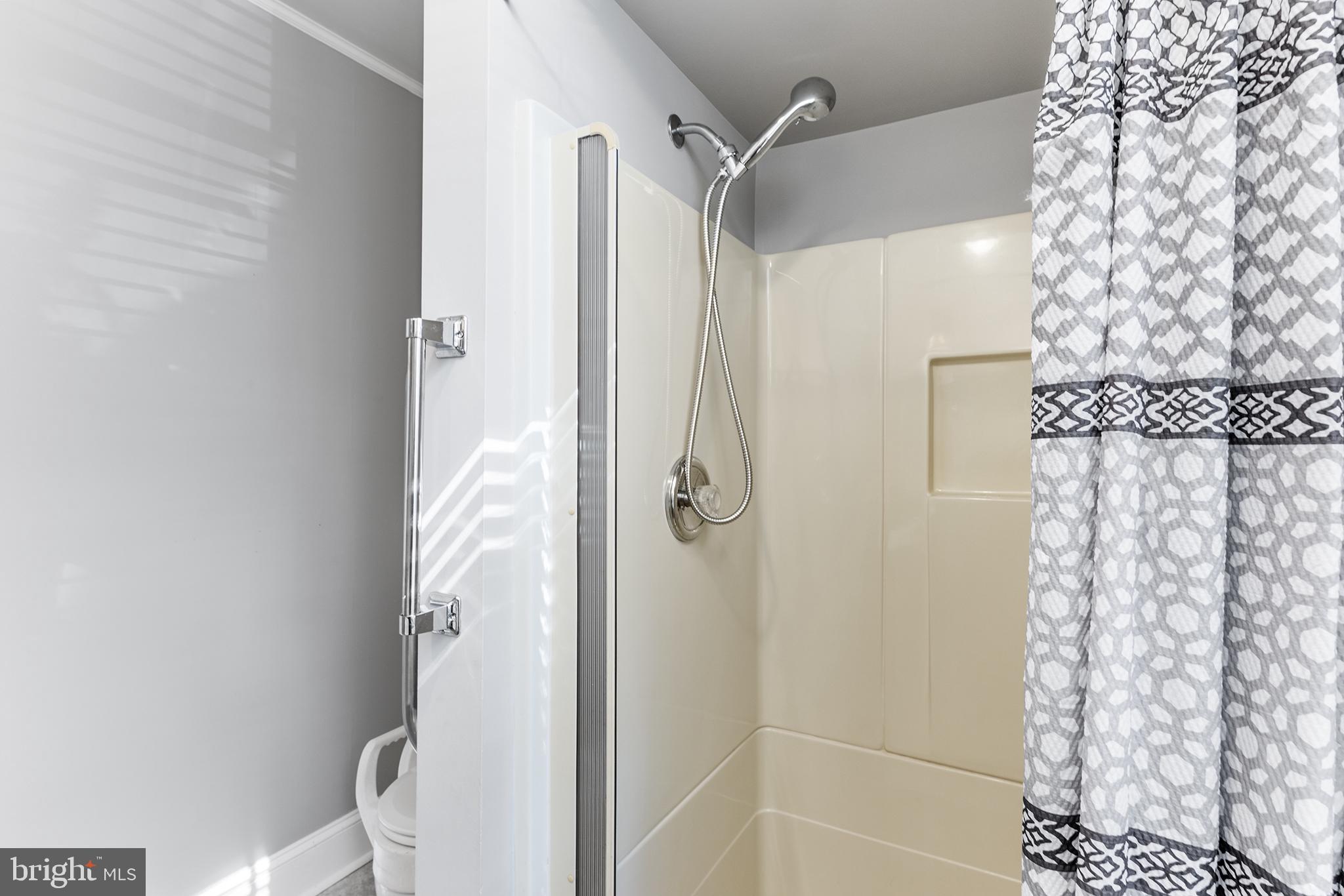 CRUMPTON - Residential