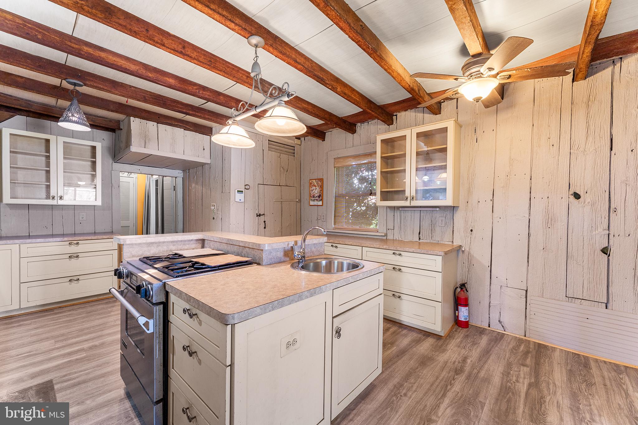 CRUMPTON - Residential
