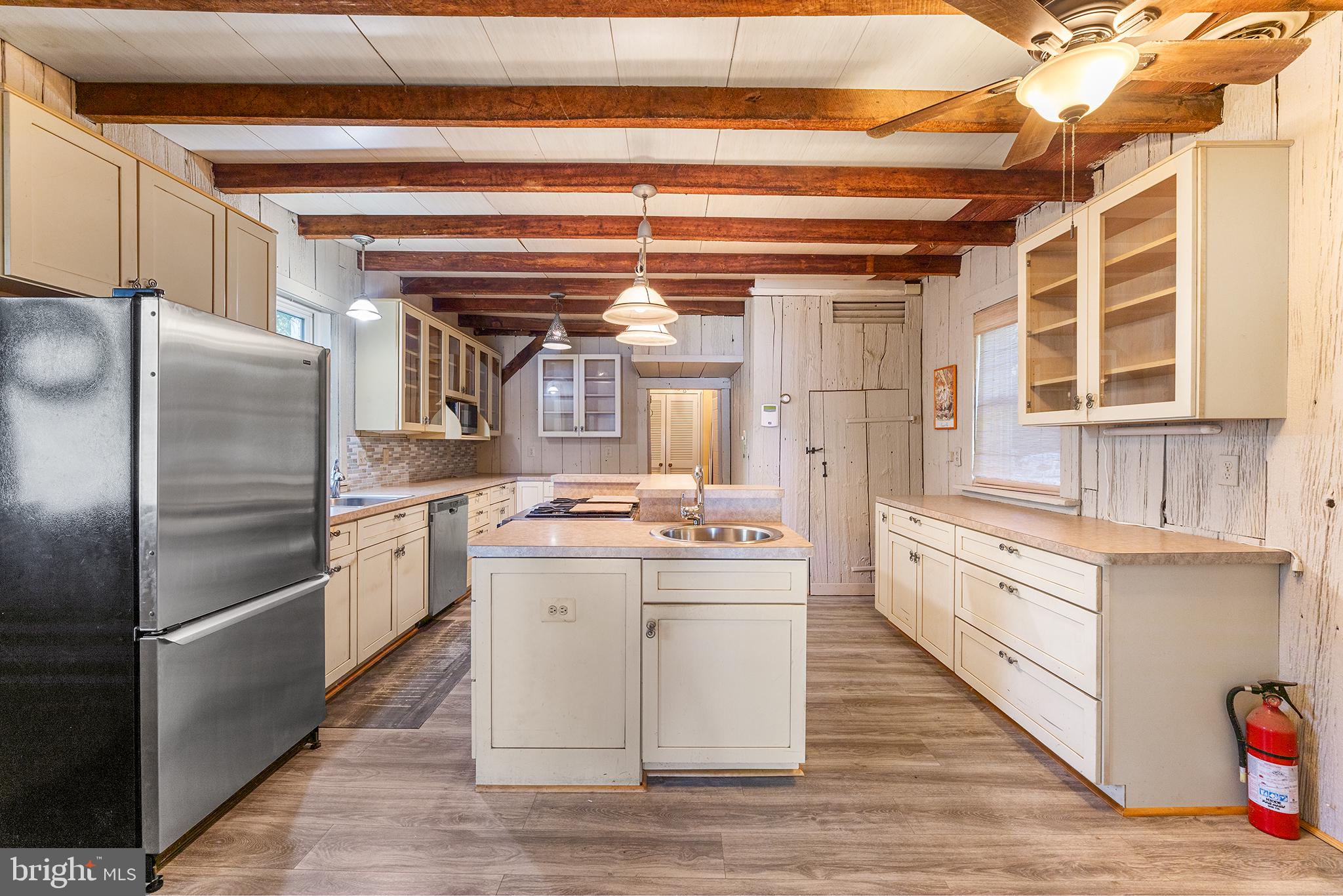CRUMPTON - Residential