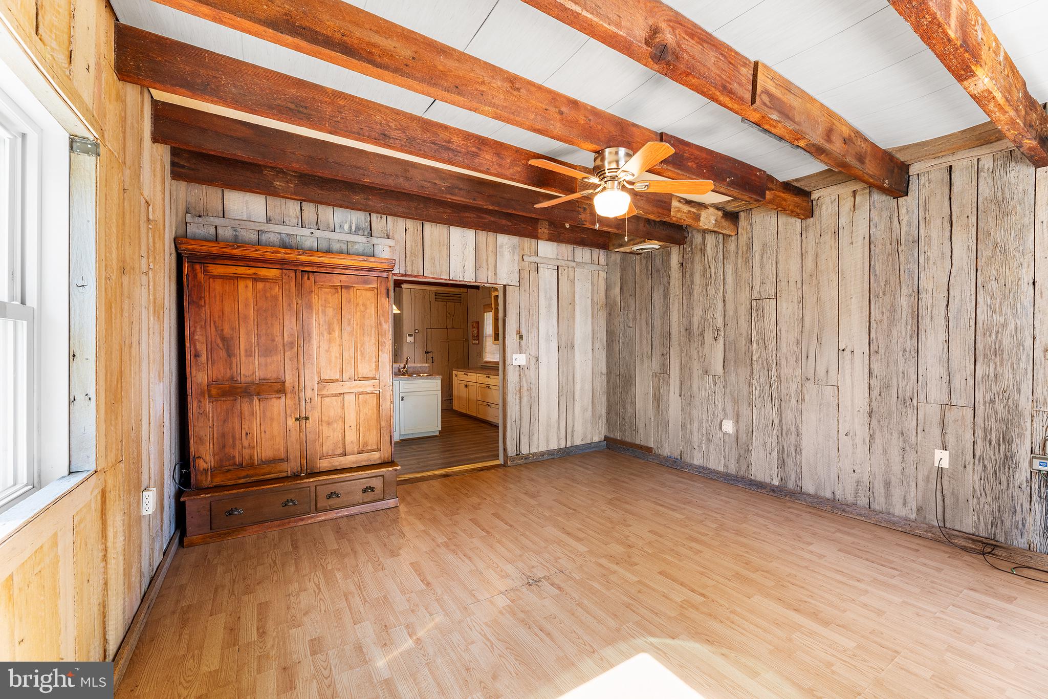 CRUMPTON - Residential