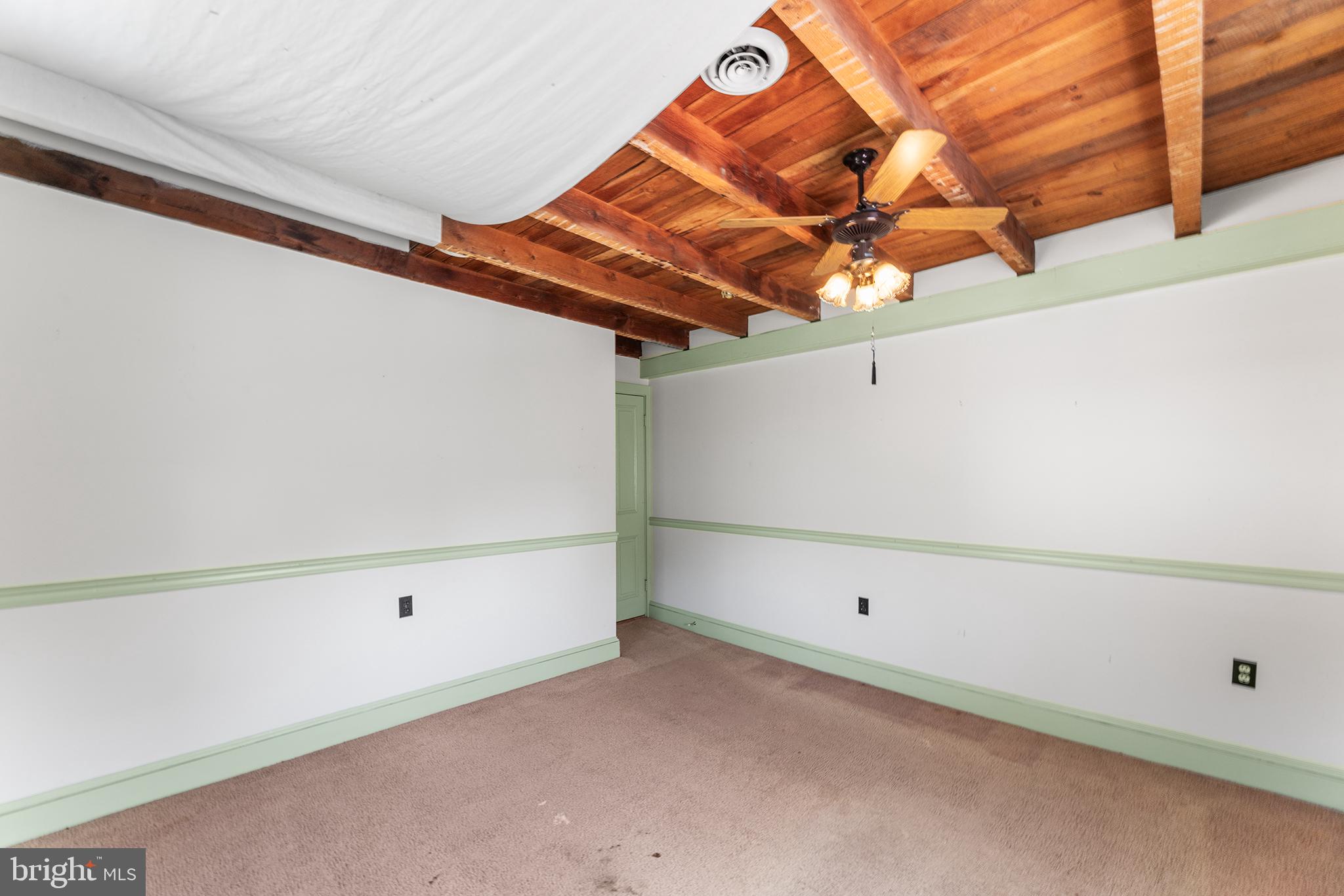 CRUMPTON - Residential