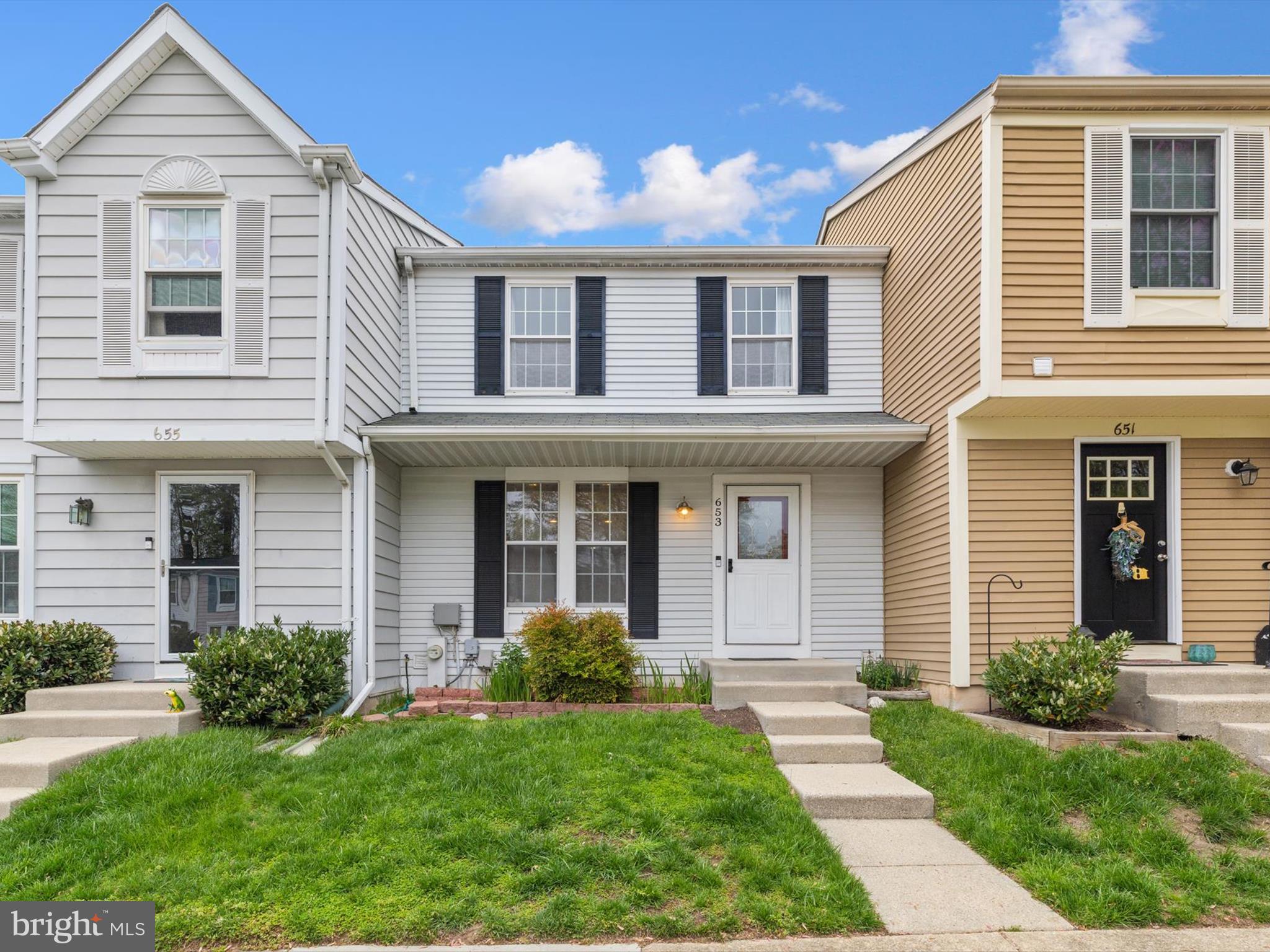 Welcome to 653 Willowby Run, located in the Deerfield neighborhood. As you enter this townhome, you are greeted by a spacious living room that is ideal for entertaining. Adjacent to the living room is an eat-in kitchen that provides direct access to the deck, which is perfect for outdoor gatherings. The lower level of the home features a versatile area that can serve as a children's play area, an office, or a quiet spot for relaxation. Upstairs, you will find the primary bedroom, along with an additional bedroom and a full bathroom. The hot water heater was replaced in 2024, kitchen appliances were replaced in 2020, bamboo flooring in the living room and kitchen was installed in 2018, and new carpet was installed in 2025. Client has set an offer deadline for Wednesday April 30th, 3pm