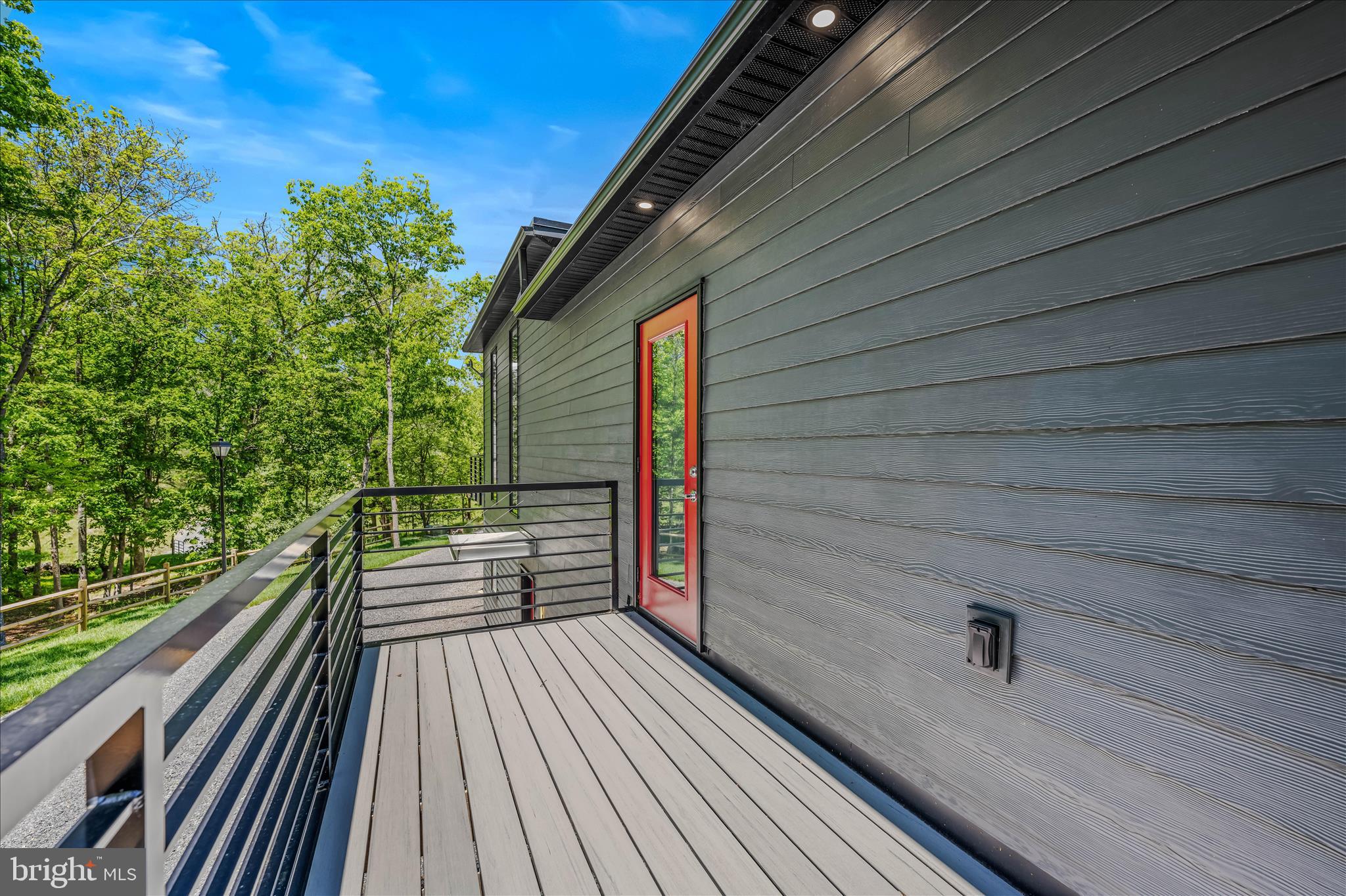 SLEEPY CREEK FARMS - Residential