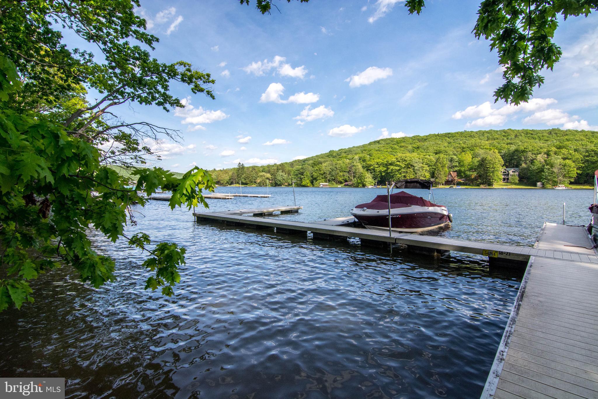 OVERLOOK CABINS - Residential