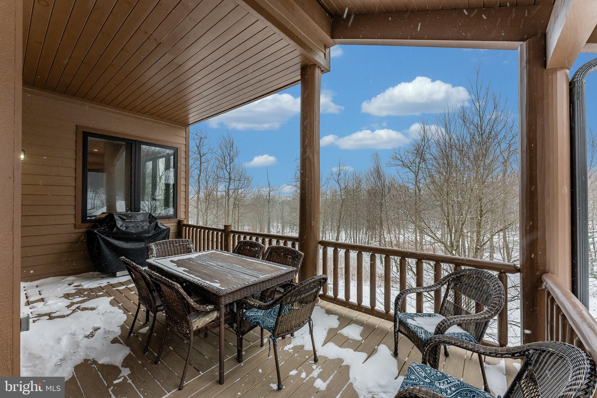 OVERLOOK CABINS - Residential
