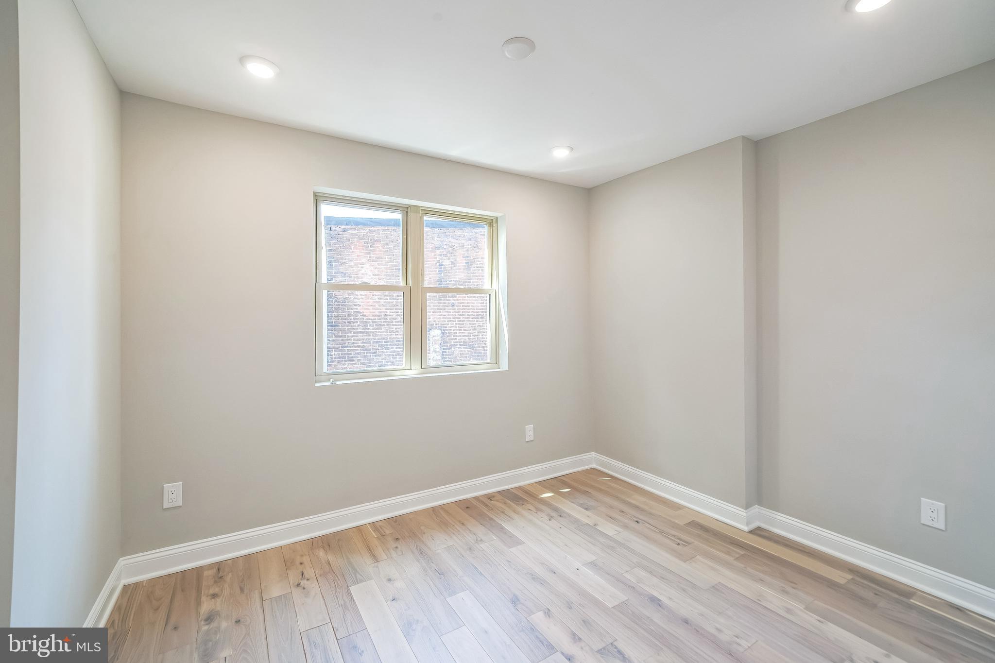 POINT BREEZE - Residential Lease