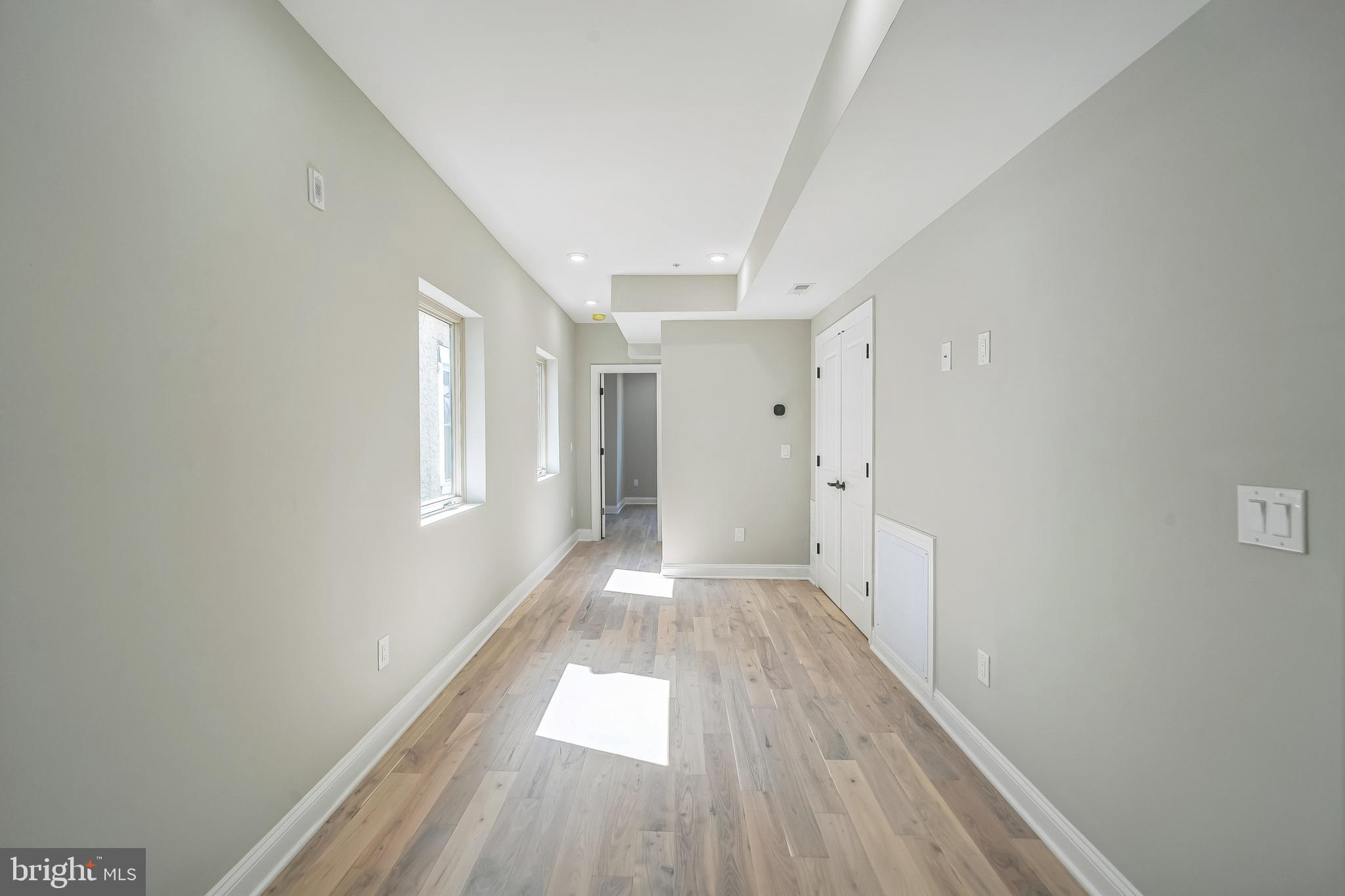 POINT BREEZE - Residential Lease