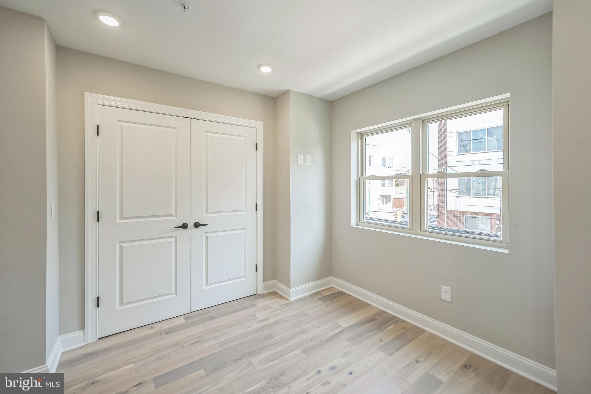 POINT BREEZE - Residential Lease